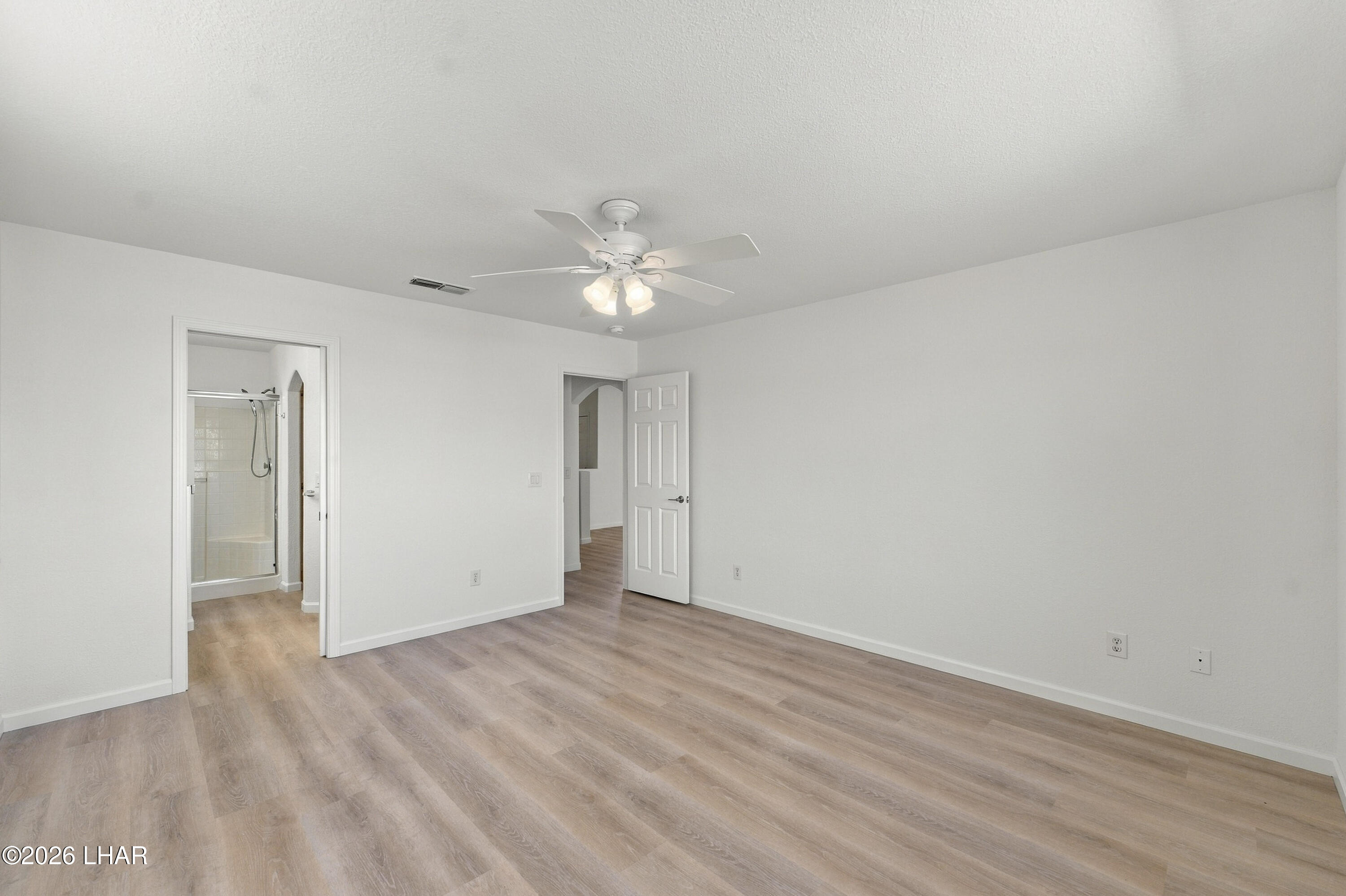 2265 Interlake Dr Property Photo 13