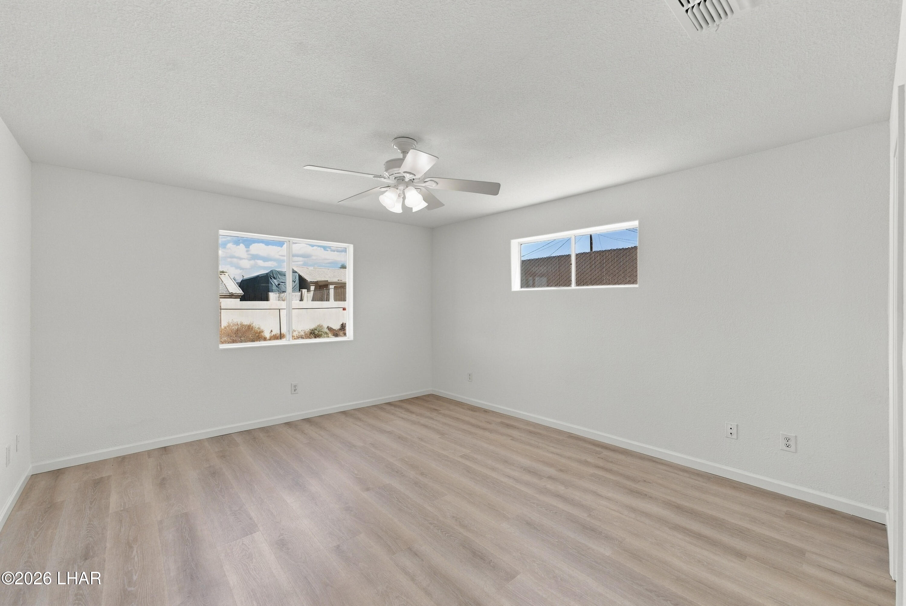 2265 Interlake Dr Property Photo 14
