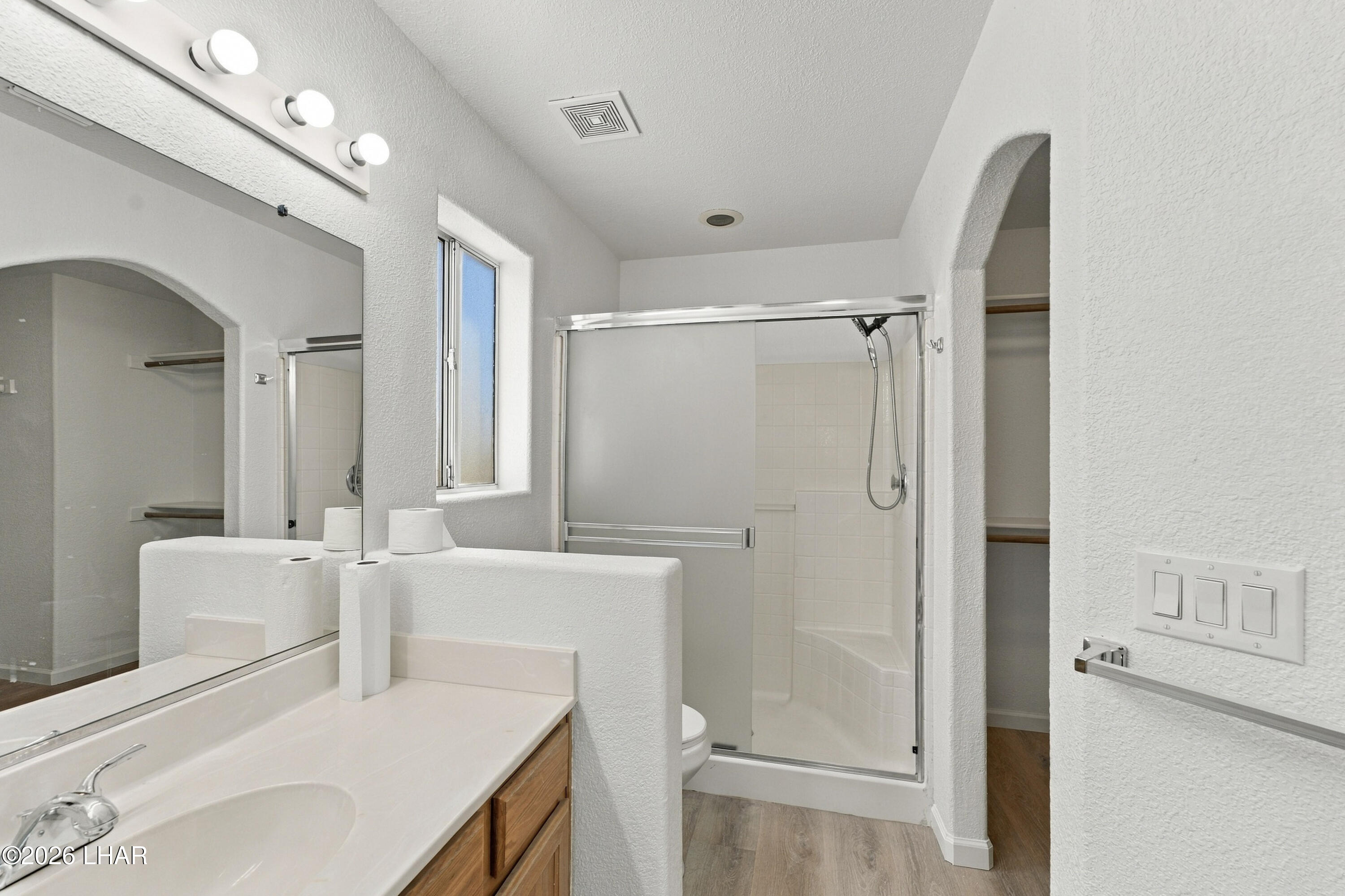 2265 Interlake Dr Property Photo 16