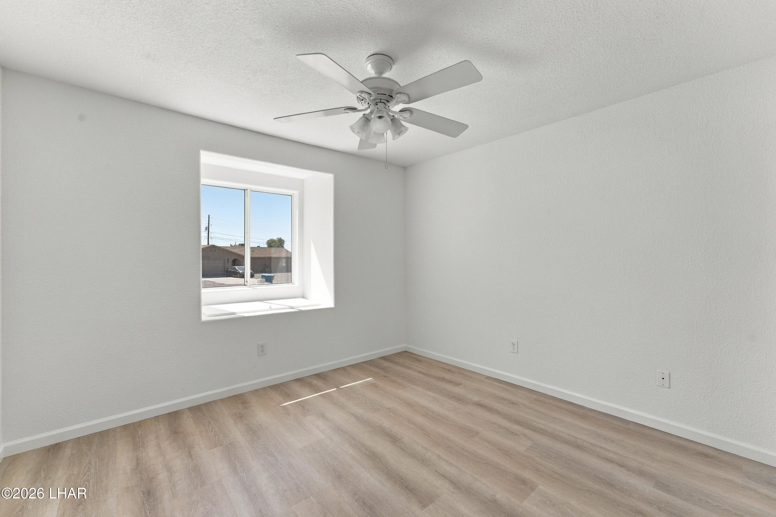2265 Interlake Dr Property Photo 20