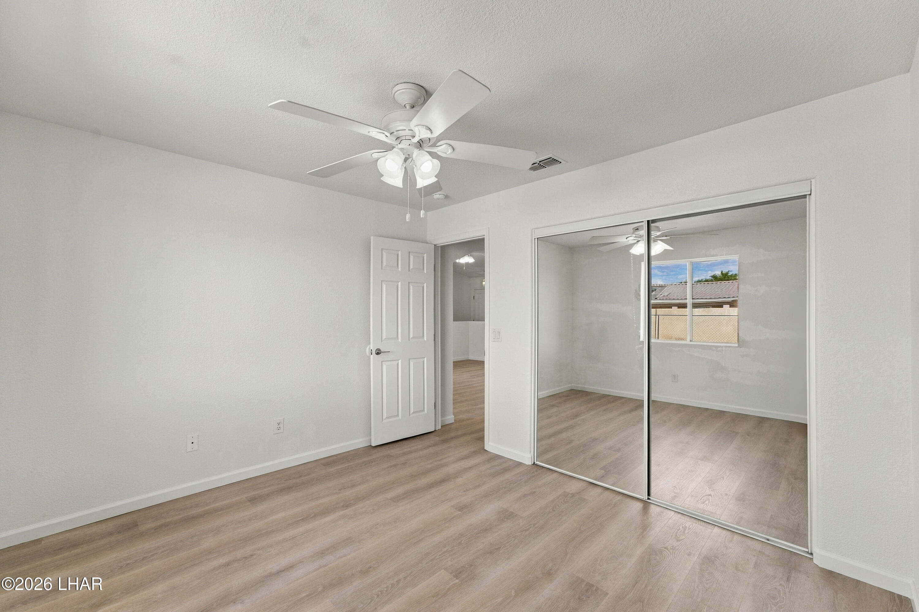 2265 Interlake Dr Property Photo 22