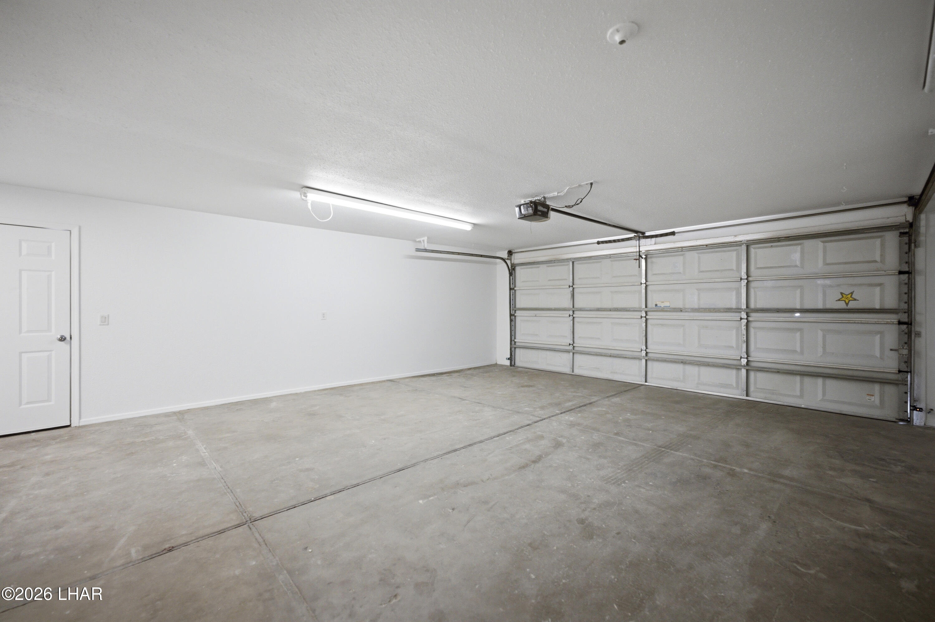 2265 Interlake Dr Property Photo 25
