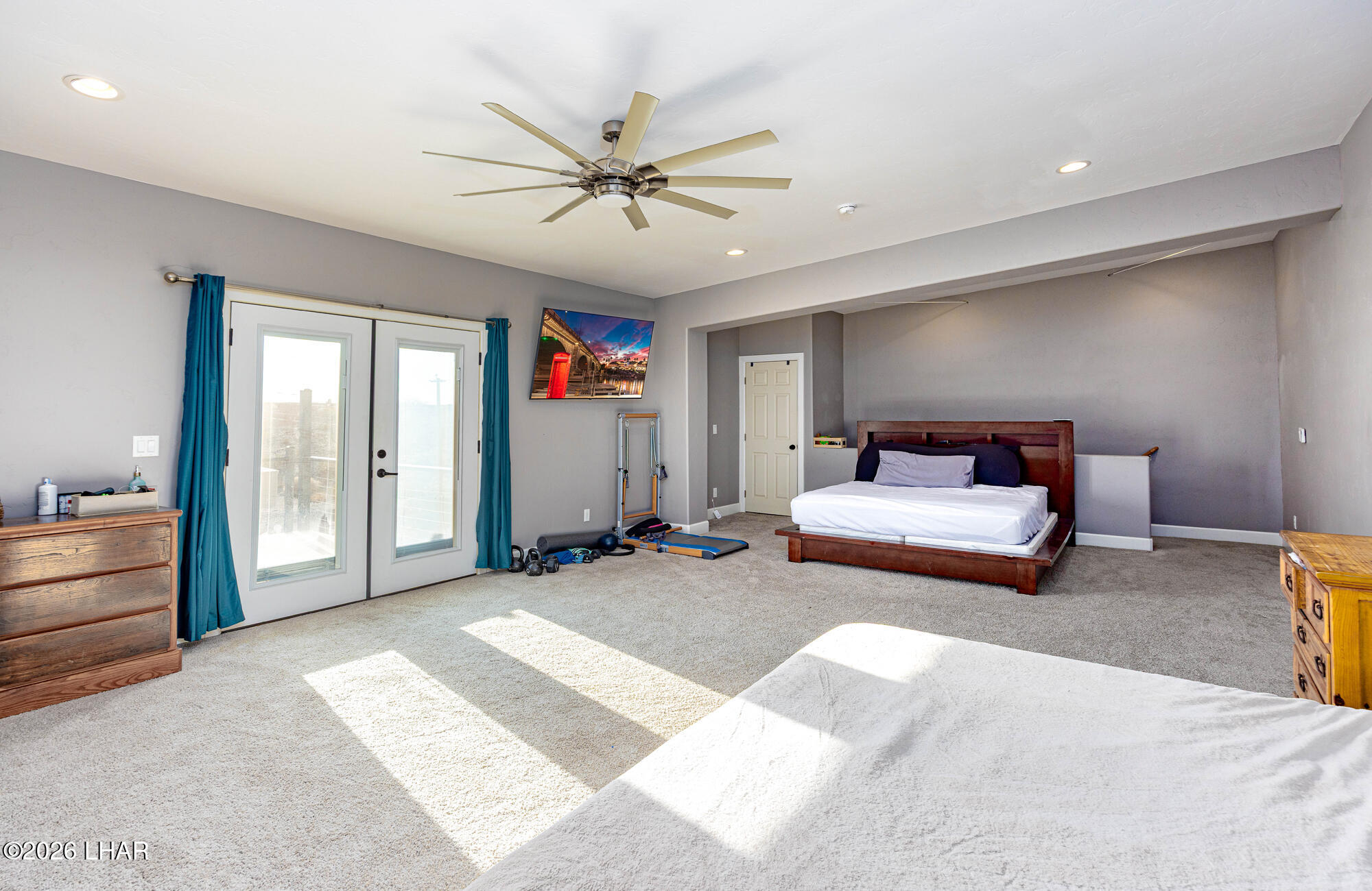 3871 Vega Dr Property Photo 42