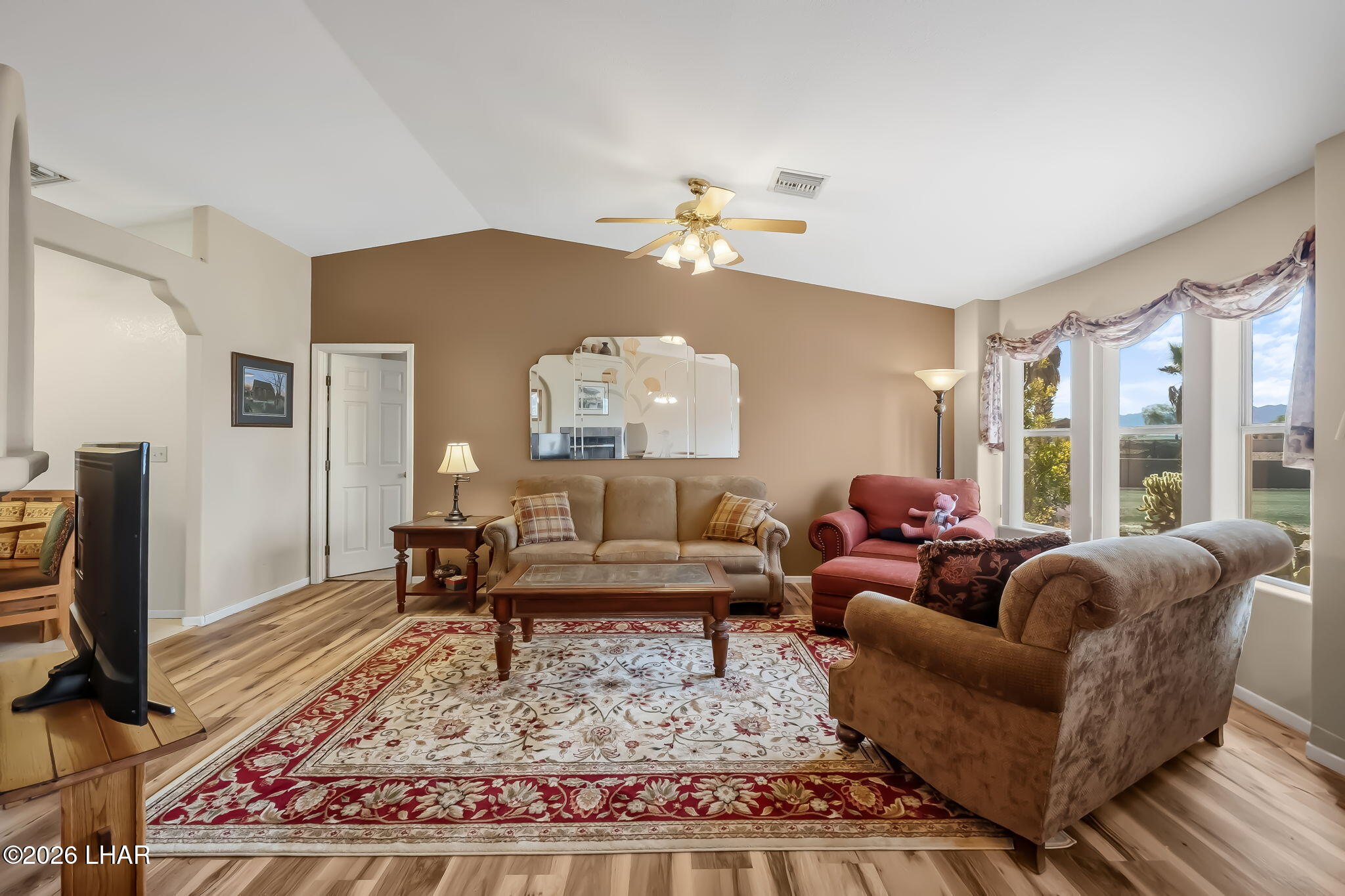 2250 E Oleander Ct Property Photo 6