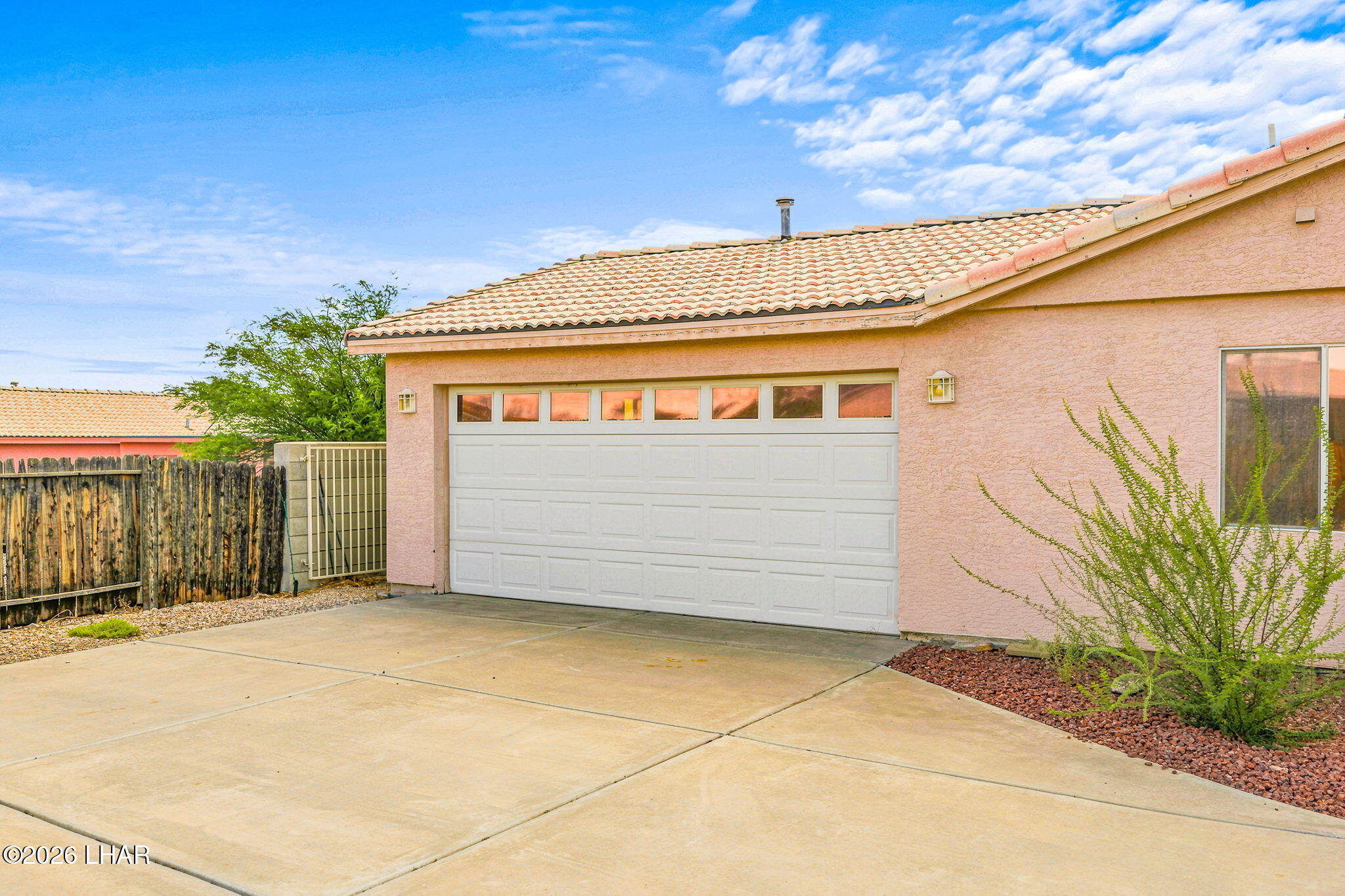 2250 E Oleander Ct Property Photo 36