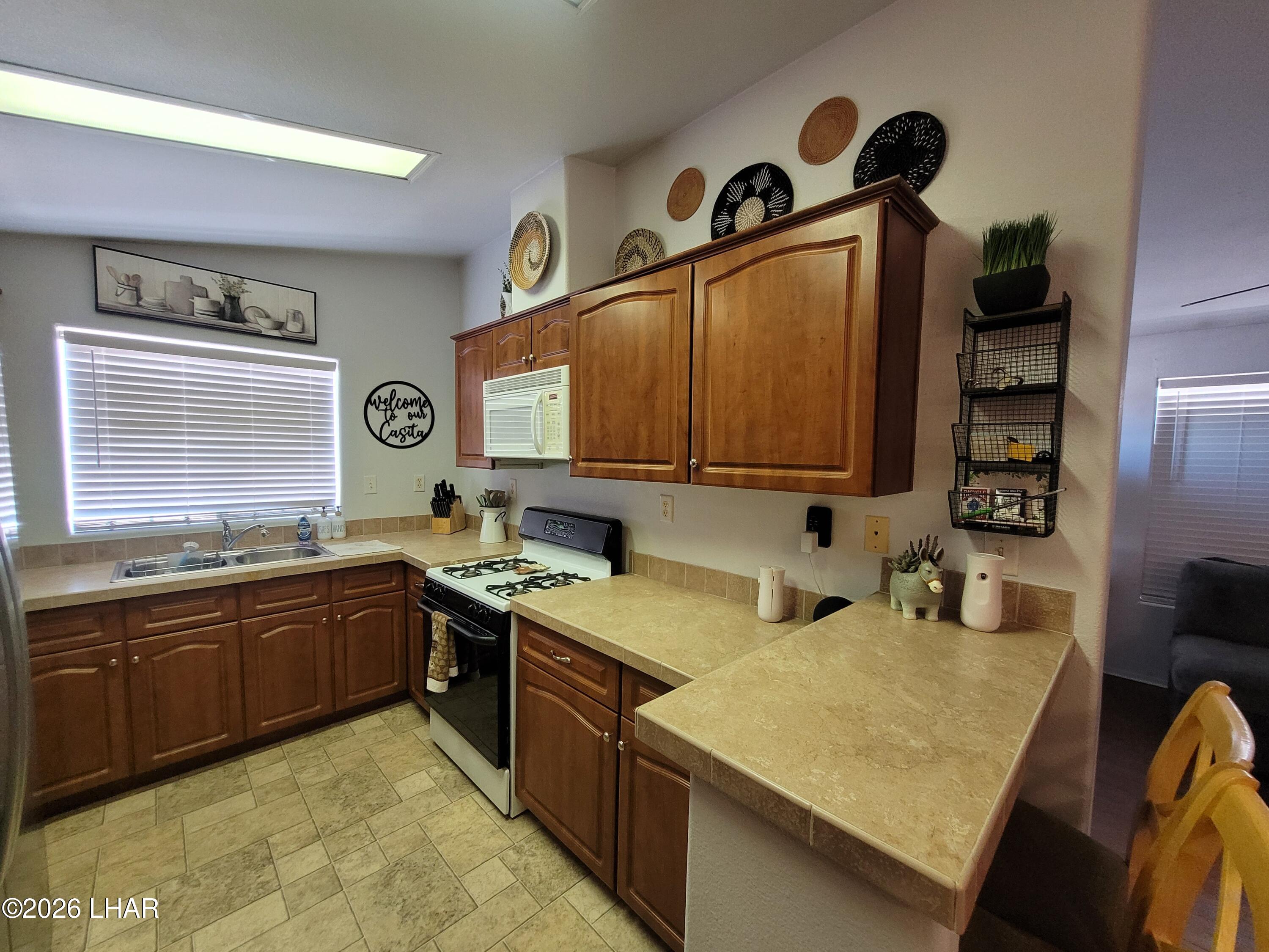 1600 Sea Knight Dr Property Photo 9