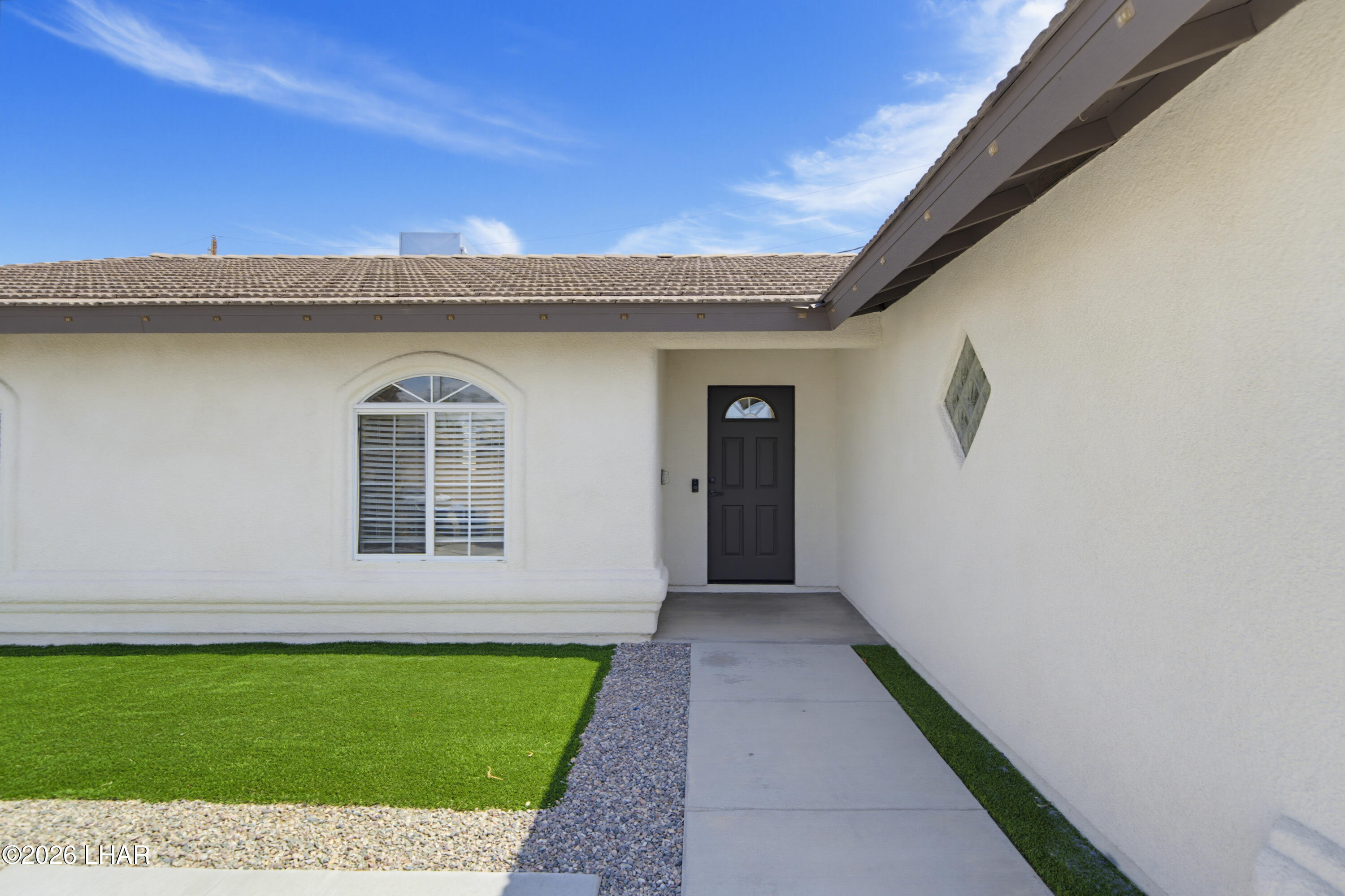 3720 Clearwater Dr Property Photo 4