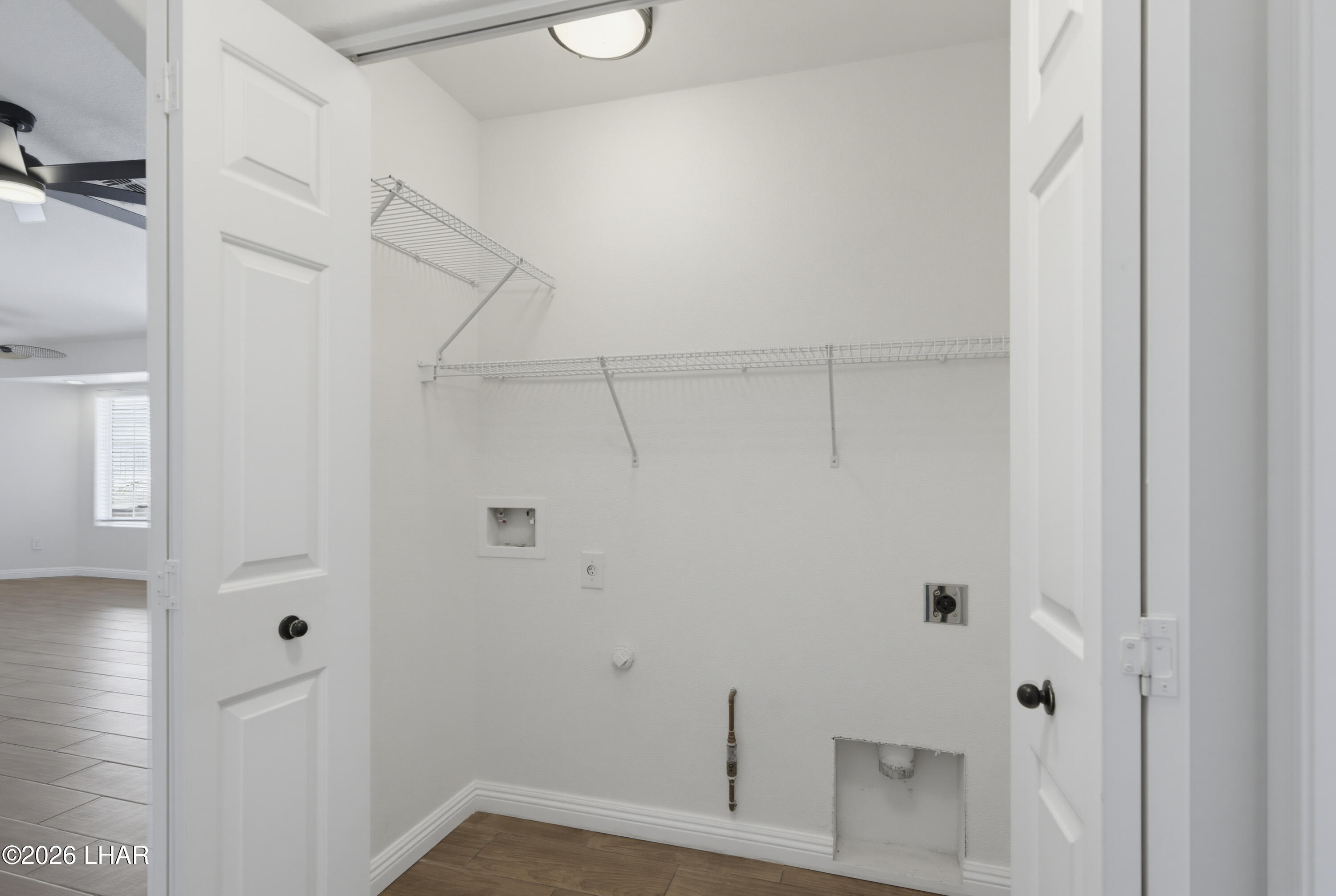 3720 Clearwater Dr Property Photo 22