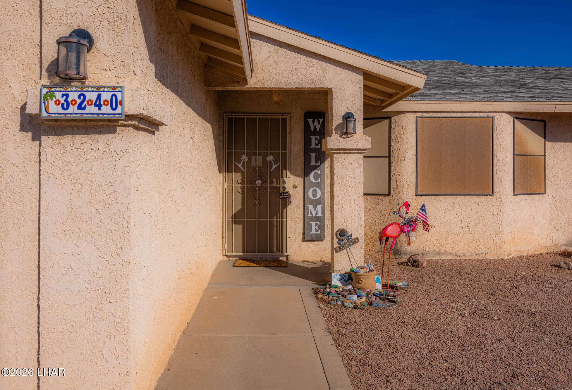 3240 Palm Tree Dr Property Photo 4