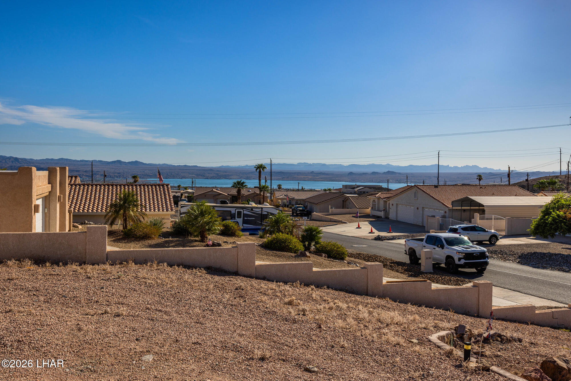 3240 Palm Tree Dr Property Photo 6