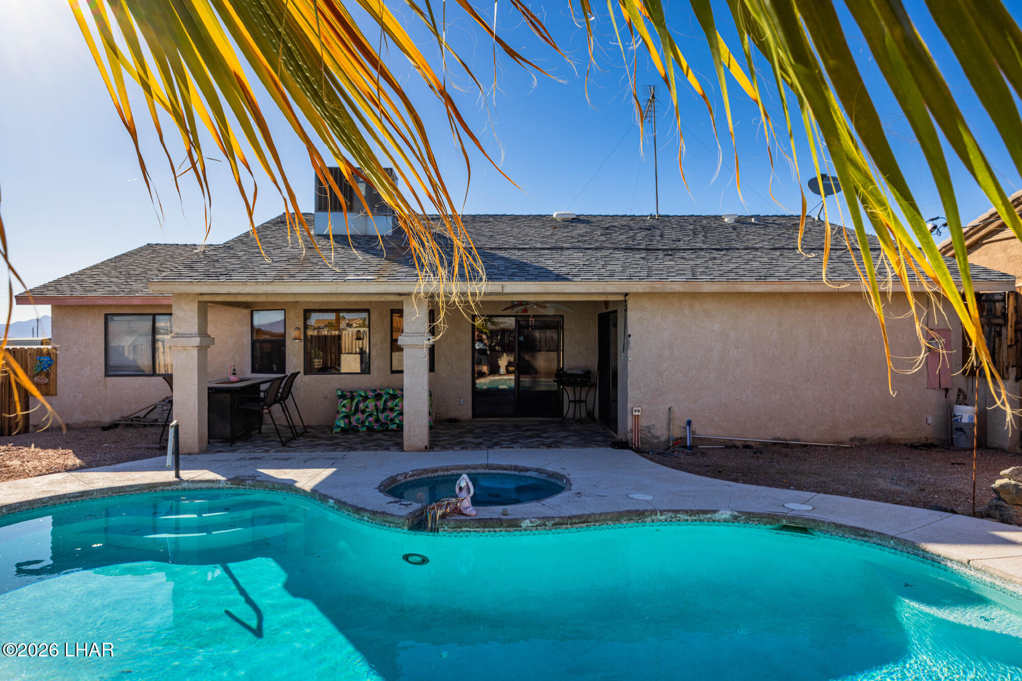 3240 Palm Tree Dr Property Photo 34
