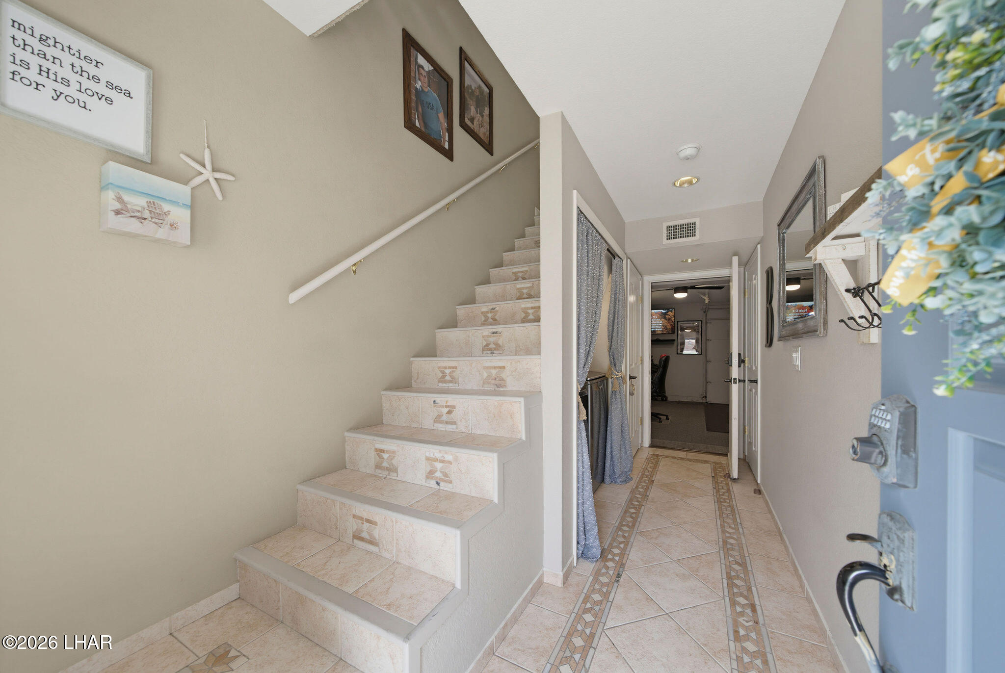 1566 Palace Way 17 Property Photo 10