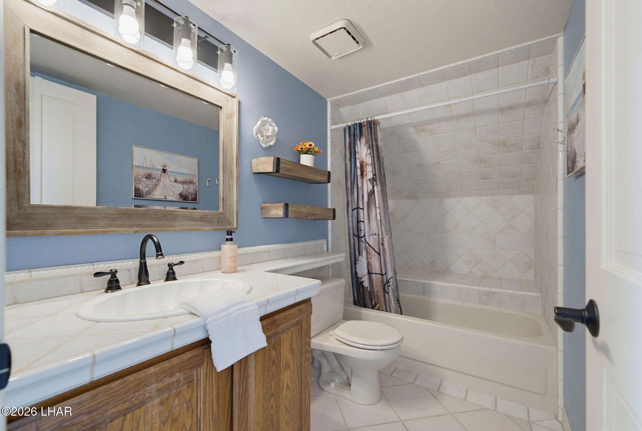 1566 Palace Way 17 Property Photo 32