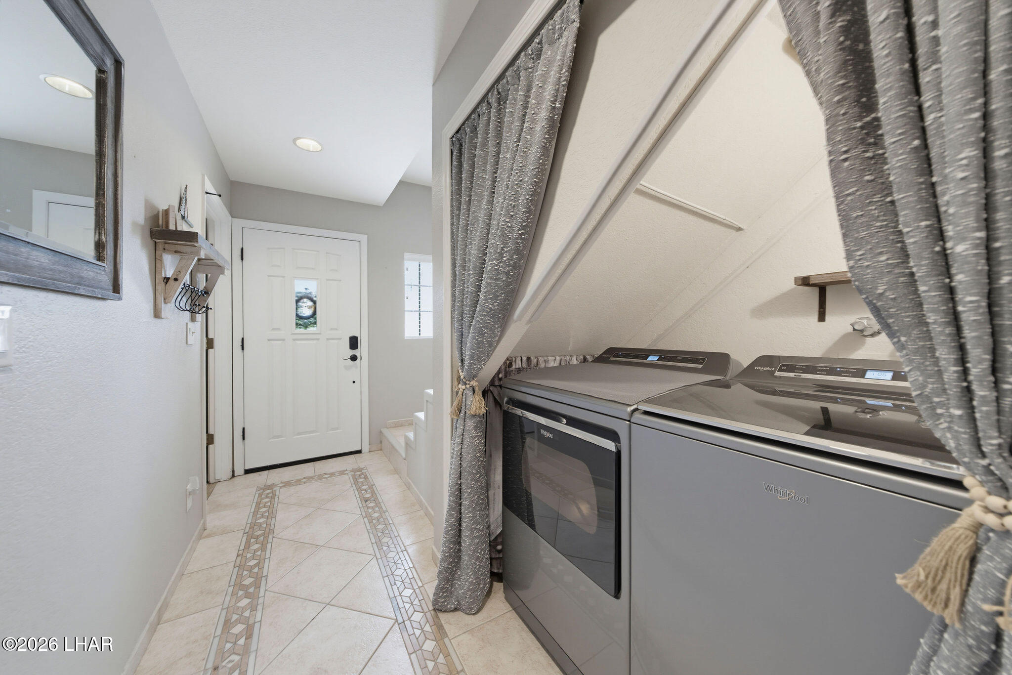 1566 Palace Way 17 Property Photo 33