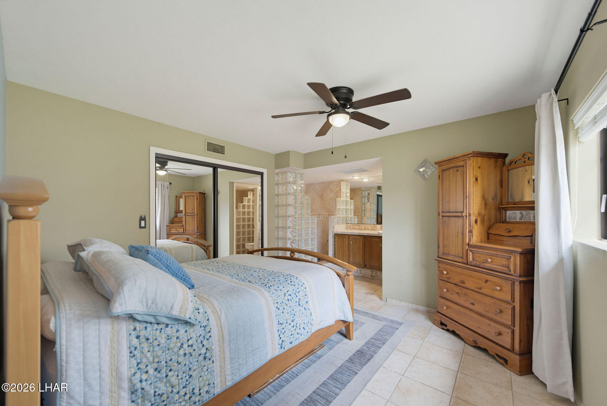 1566 Palace Way 17 Property Photo 35