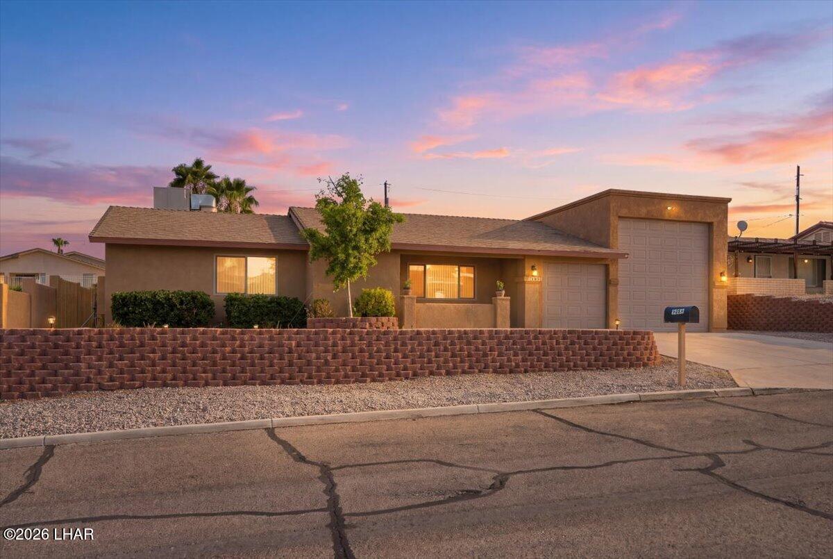 2497 Beverly Glen Dr Property Photo 1