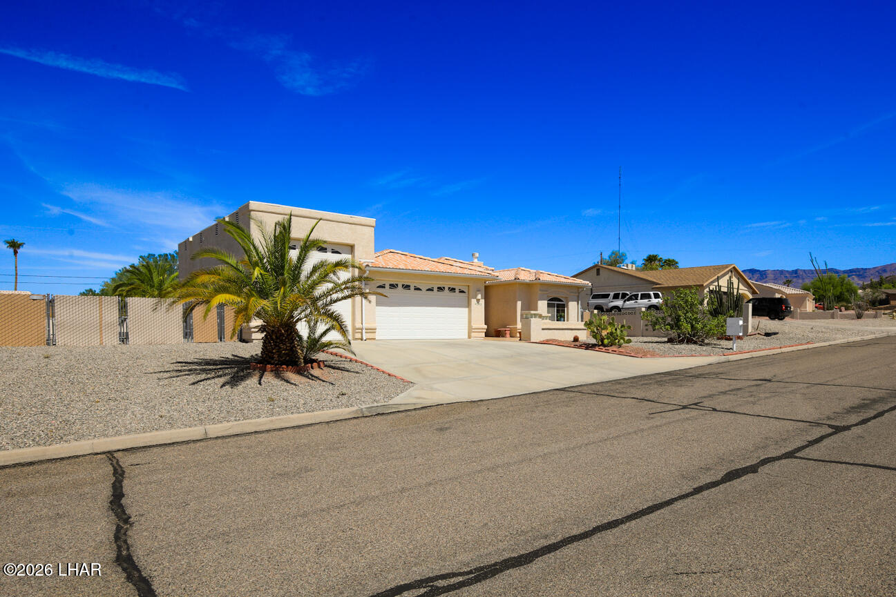 3811 Sloop Dr Property Photo 2