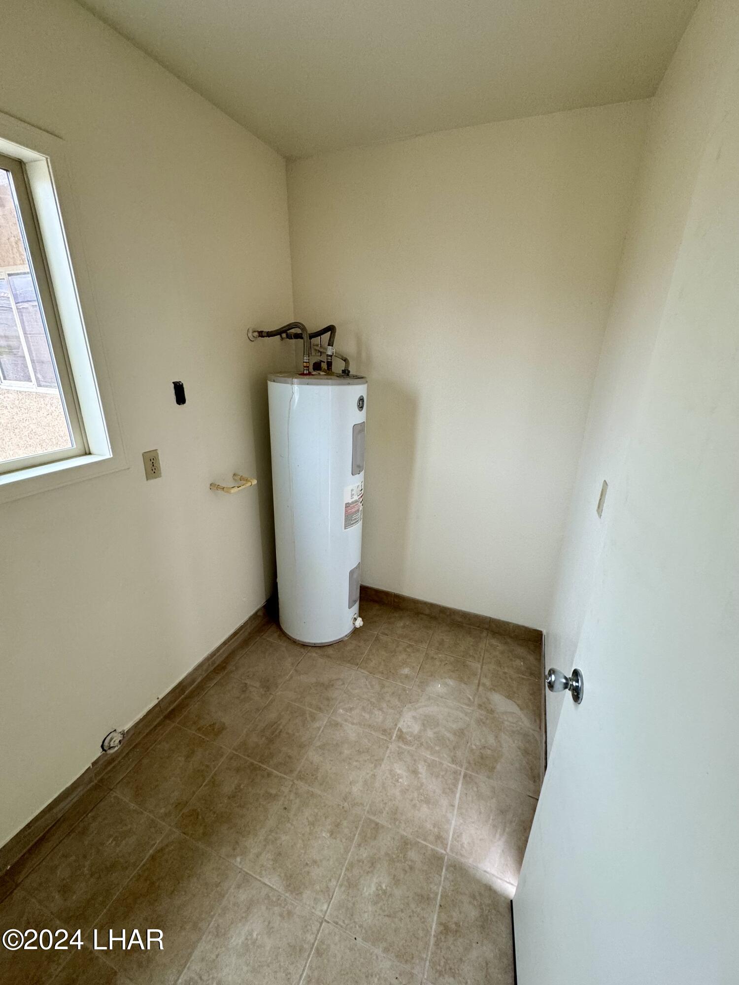 2988 Cisco Dr S Property Photo 6