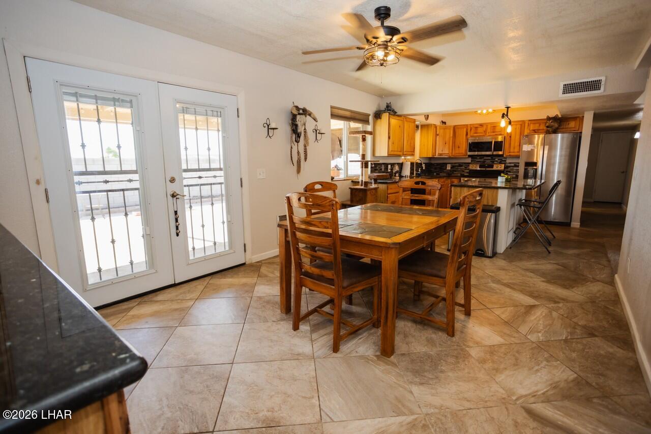 2220 Ajo Dr Property Photo 5
