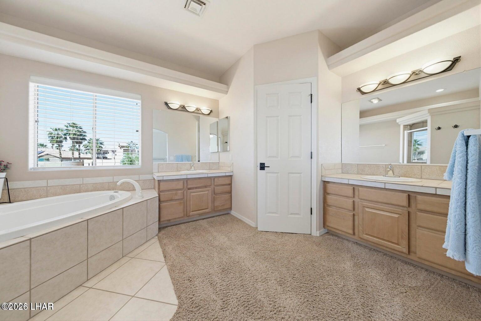 2470 Snead Dr Property Photo 34