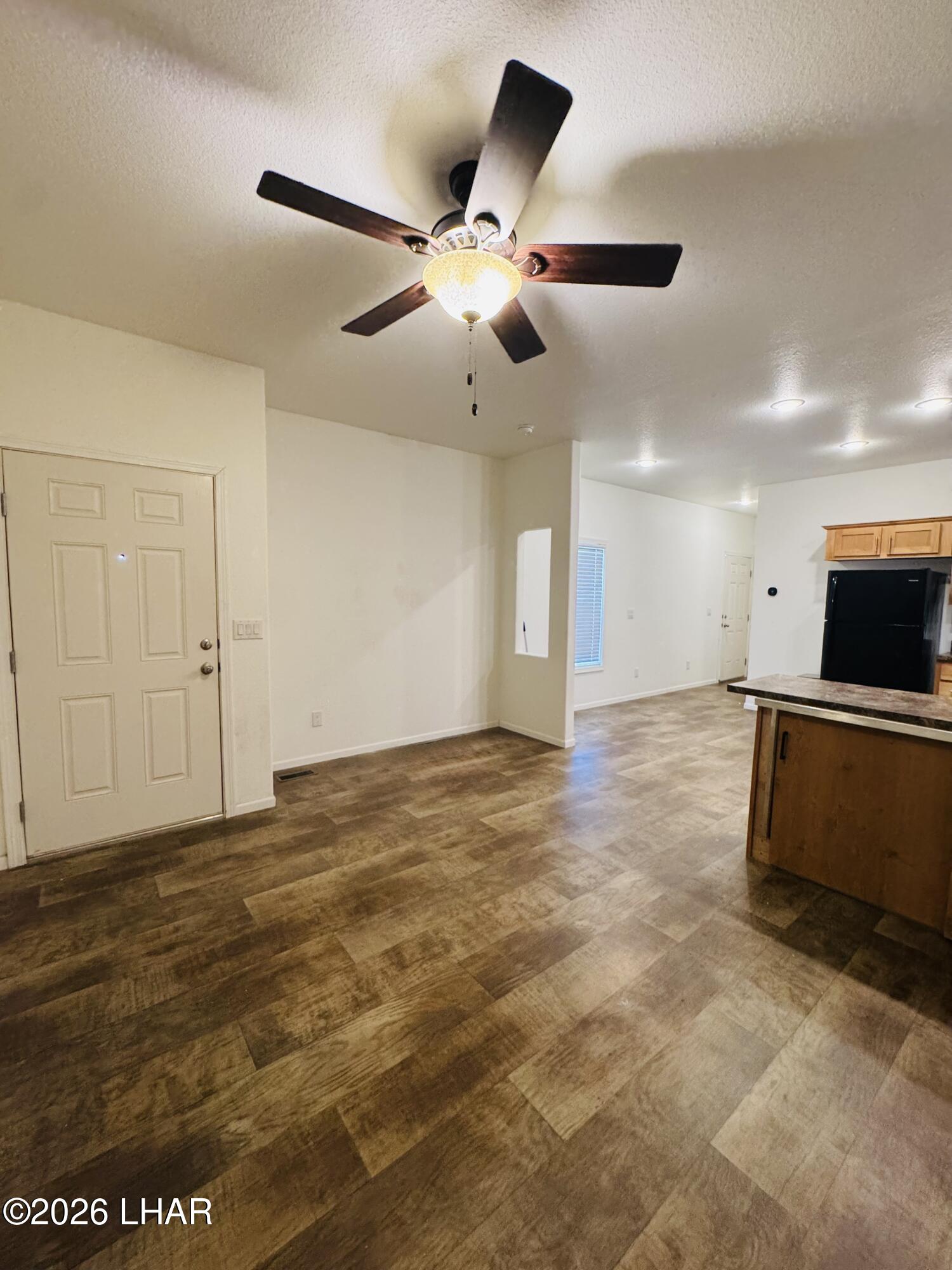 350 Lee Ave 48 Property Photo 4