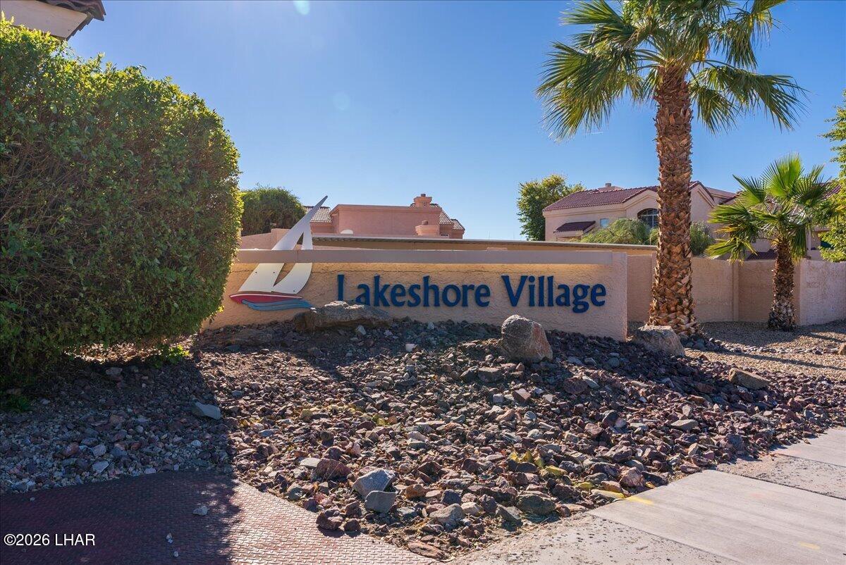 1650 S Smoketree Ave S 102 Property Photo 58