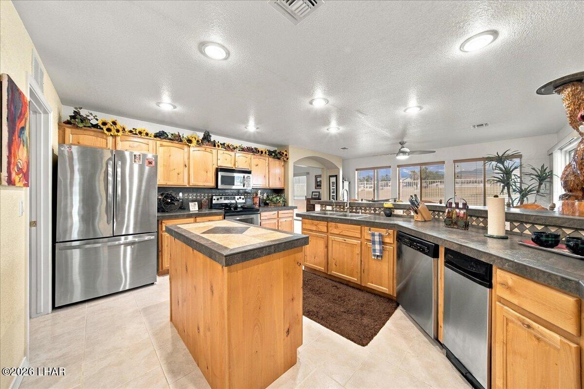 680 Avenida Laredo Property Photo 8