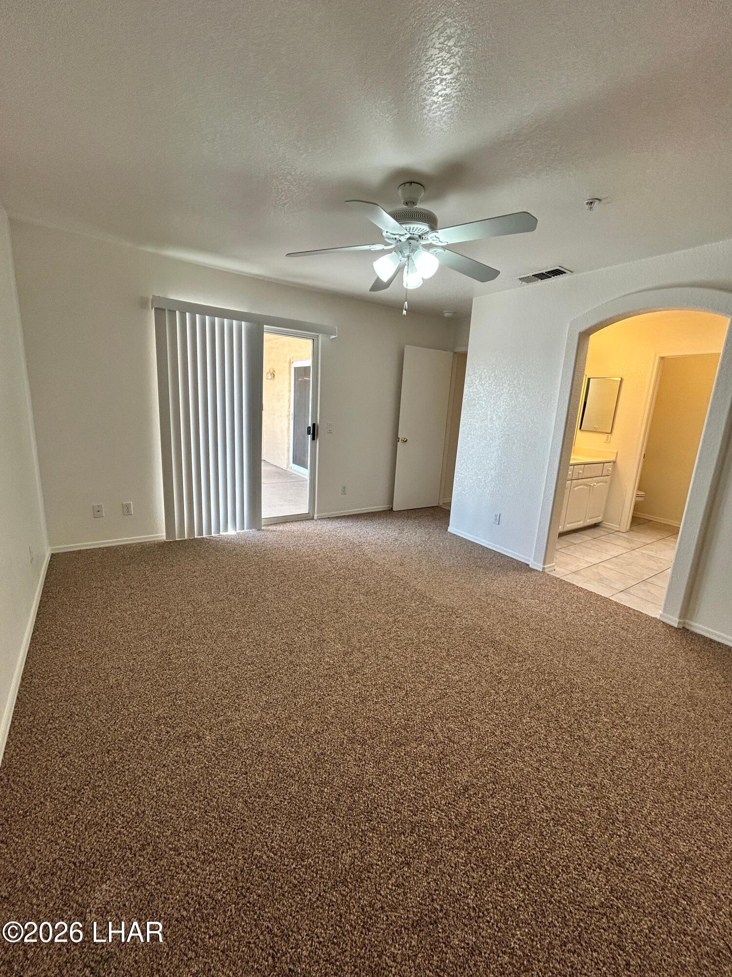 425 Hummingbird Dr Property Photo 8