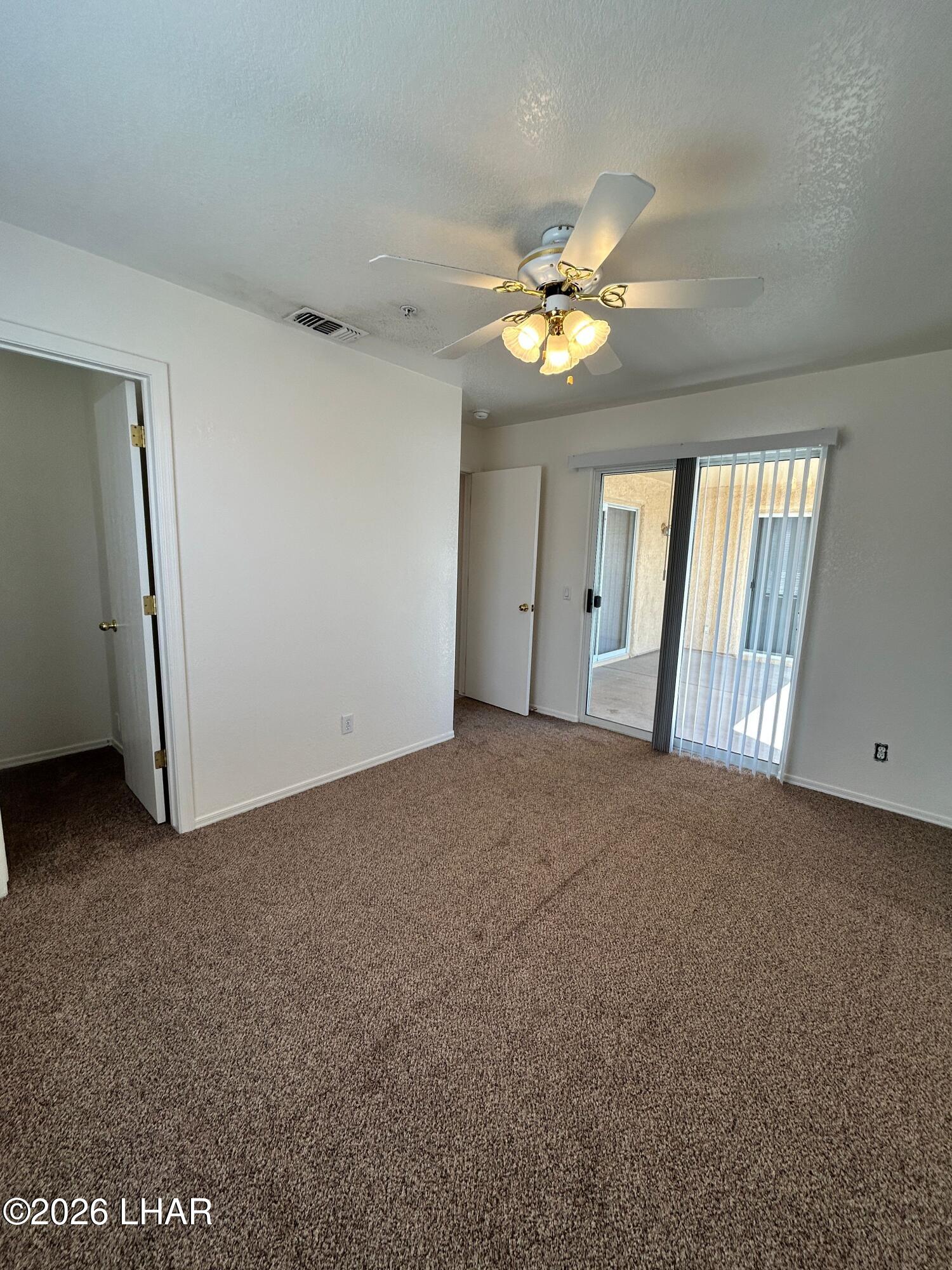 425 Hummingbird Dr Property Photo 13