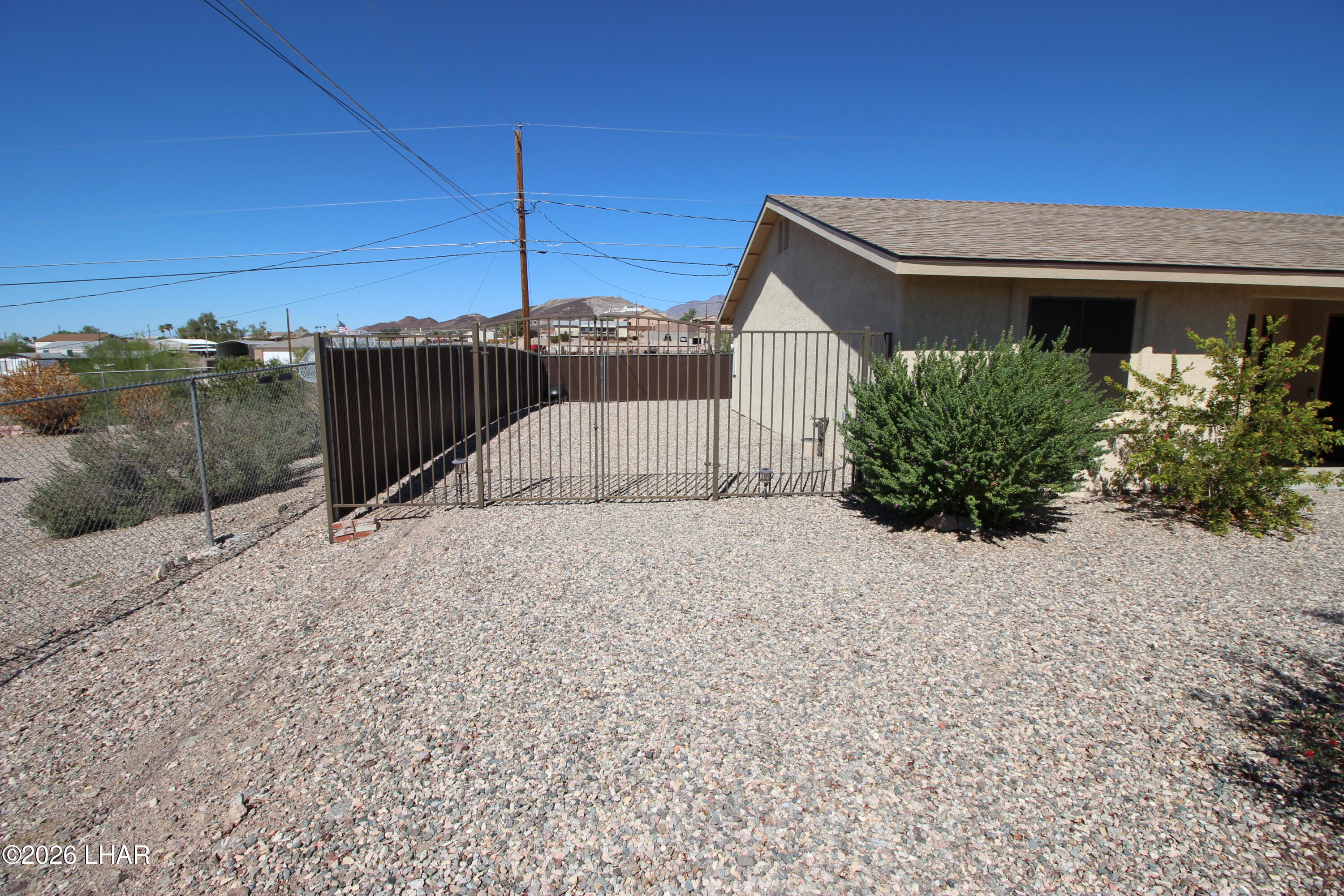 4181 Trotwood Dr Property Photo 4