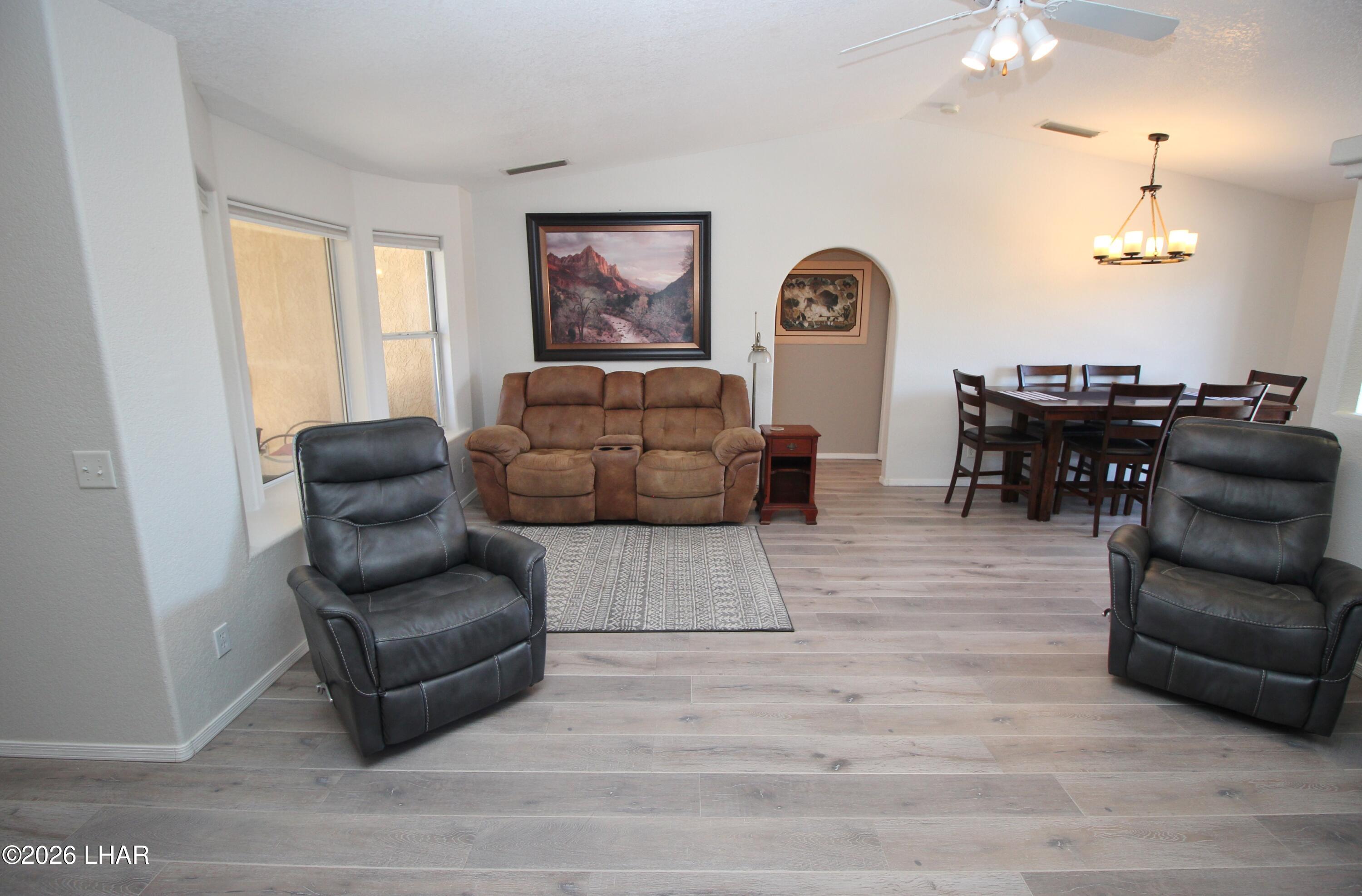 4181 Trotwood Dr Property Photo 18