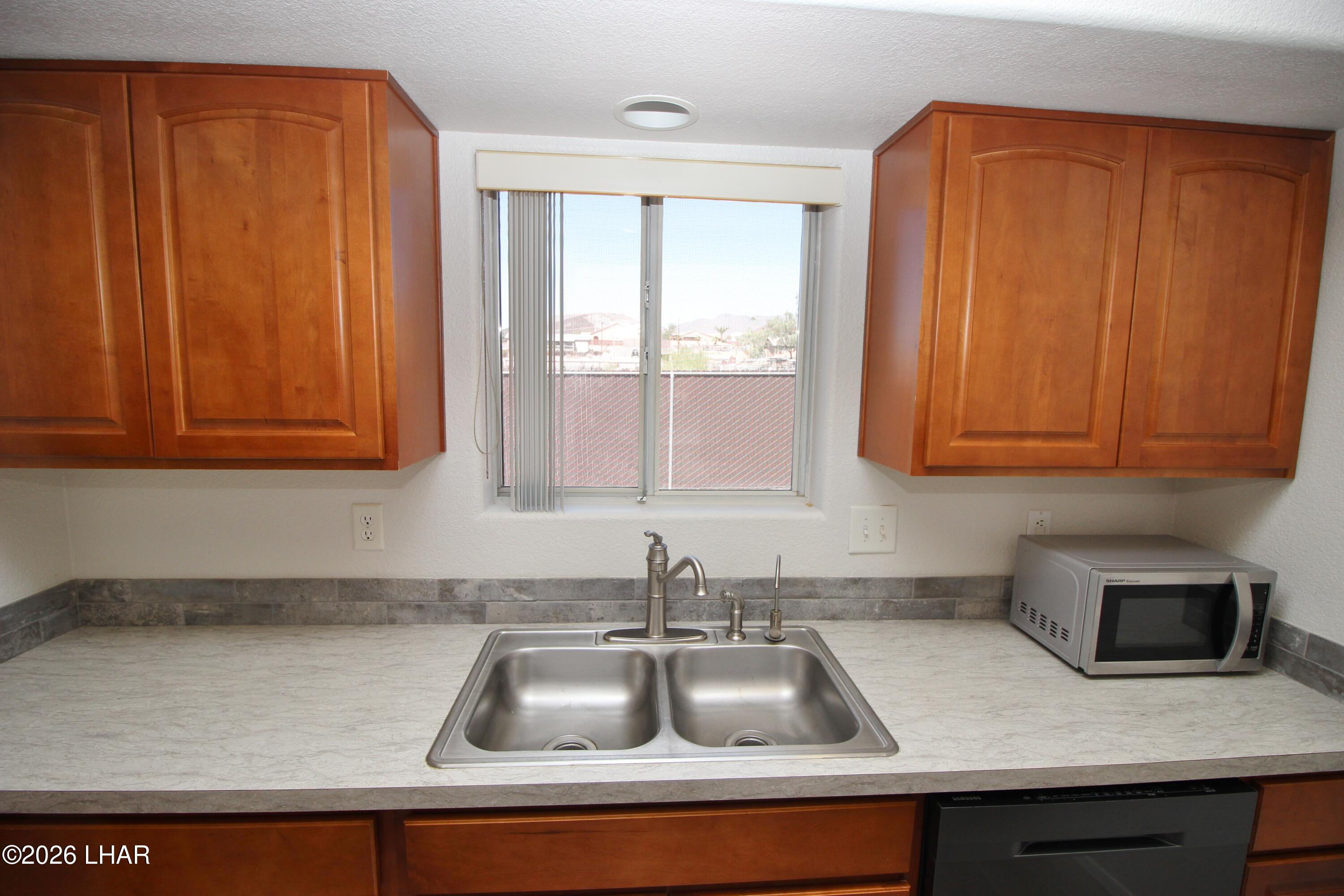 4181 Trotwood Dr Property Photo 23