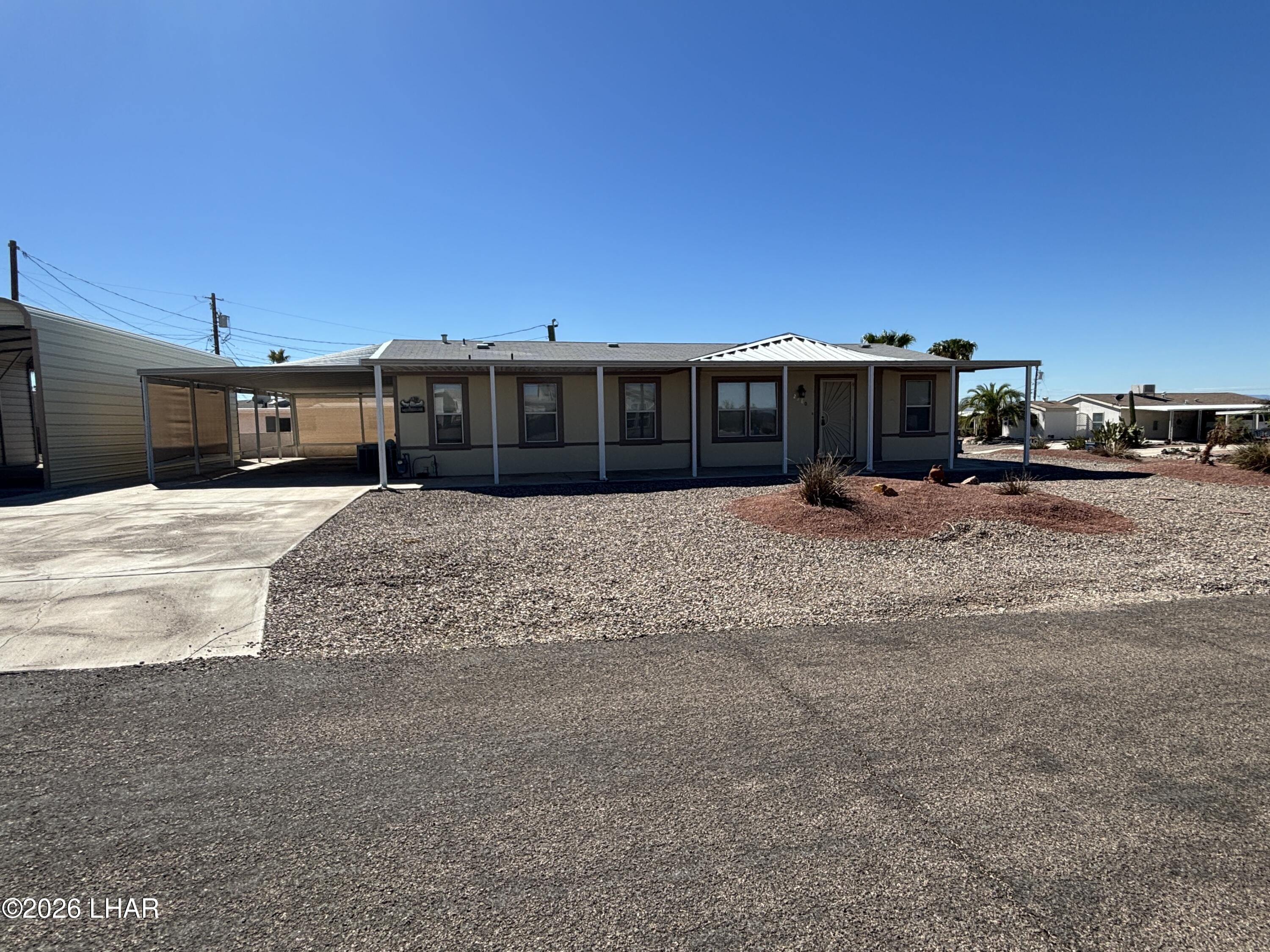 2560 James Dr Property Photo 1