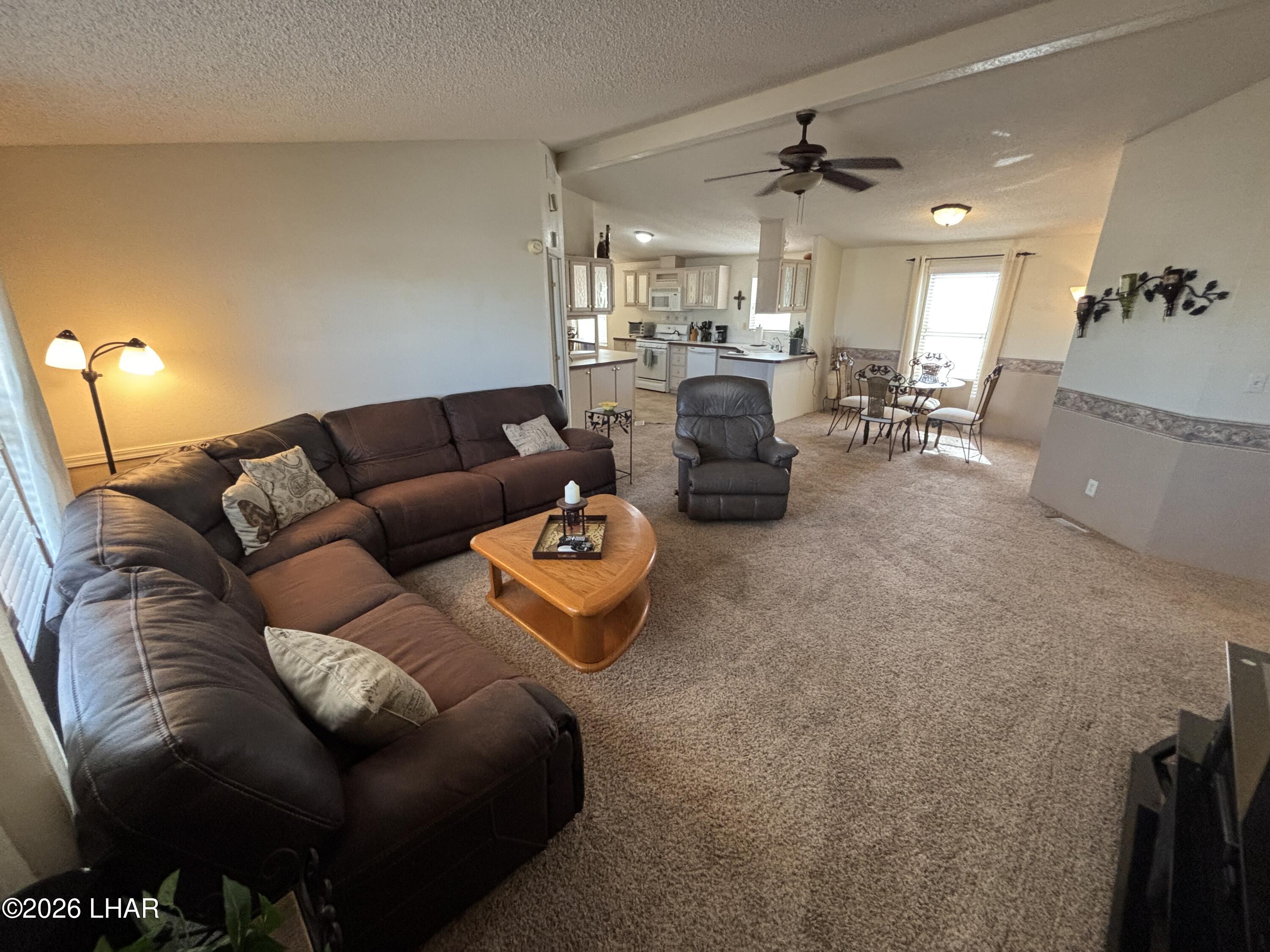 2560 James Dr Property Photo 9