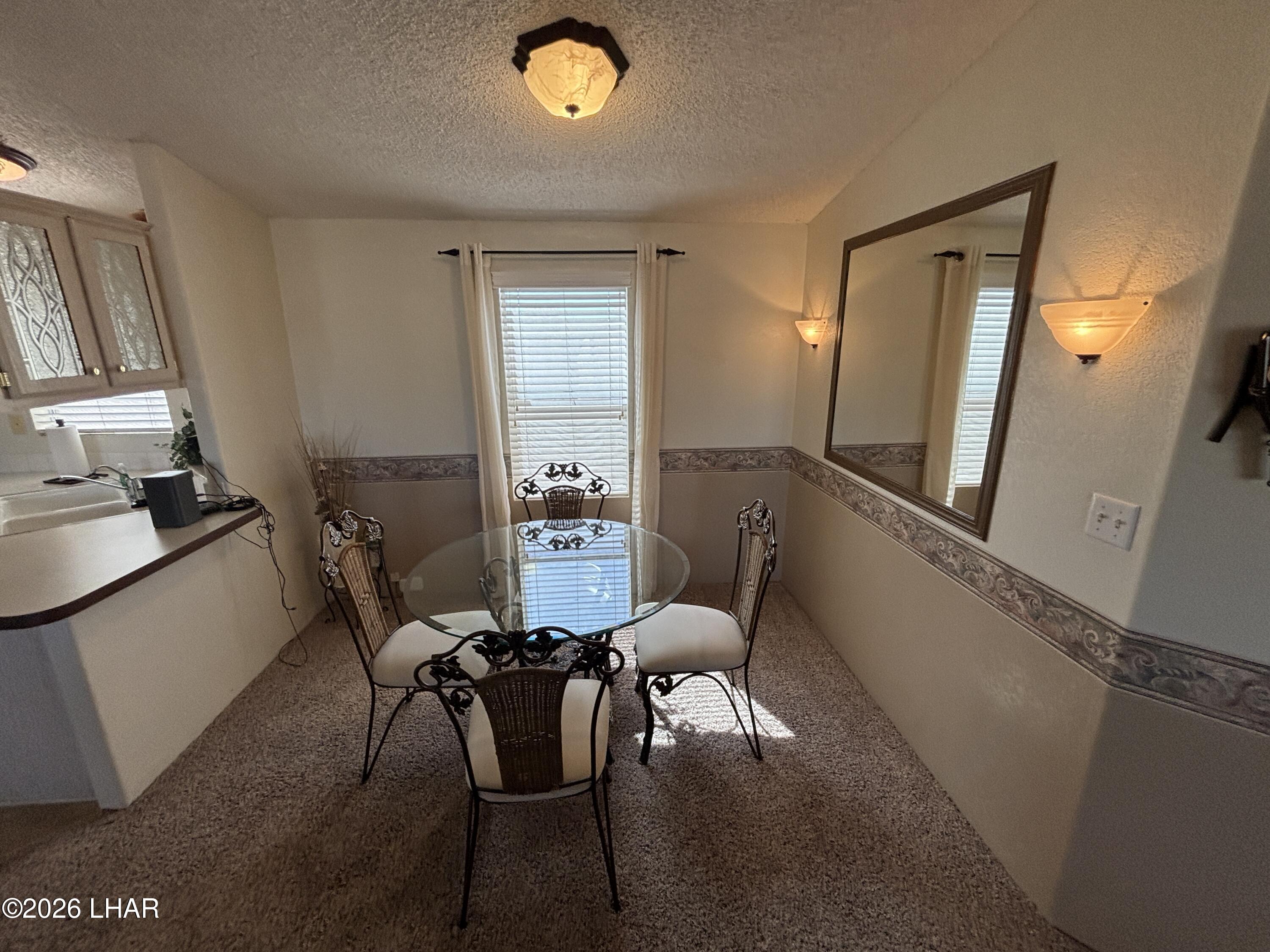 2560 James Dr Property Photo 10