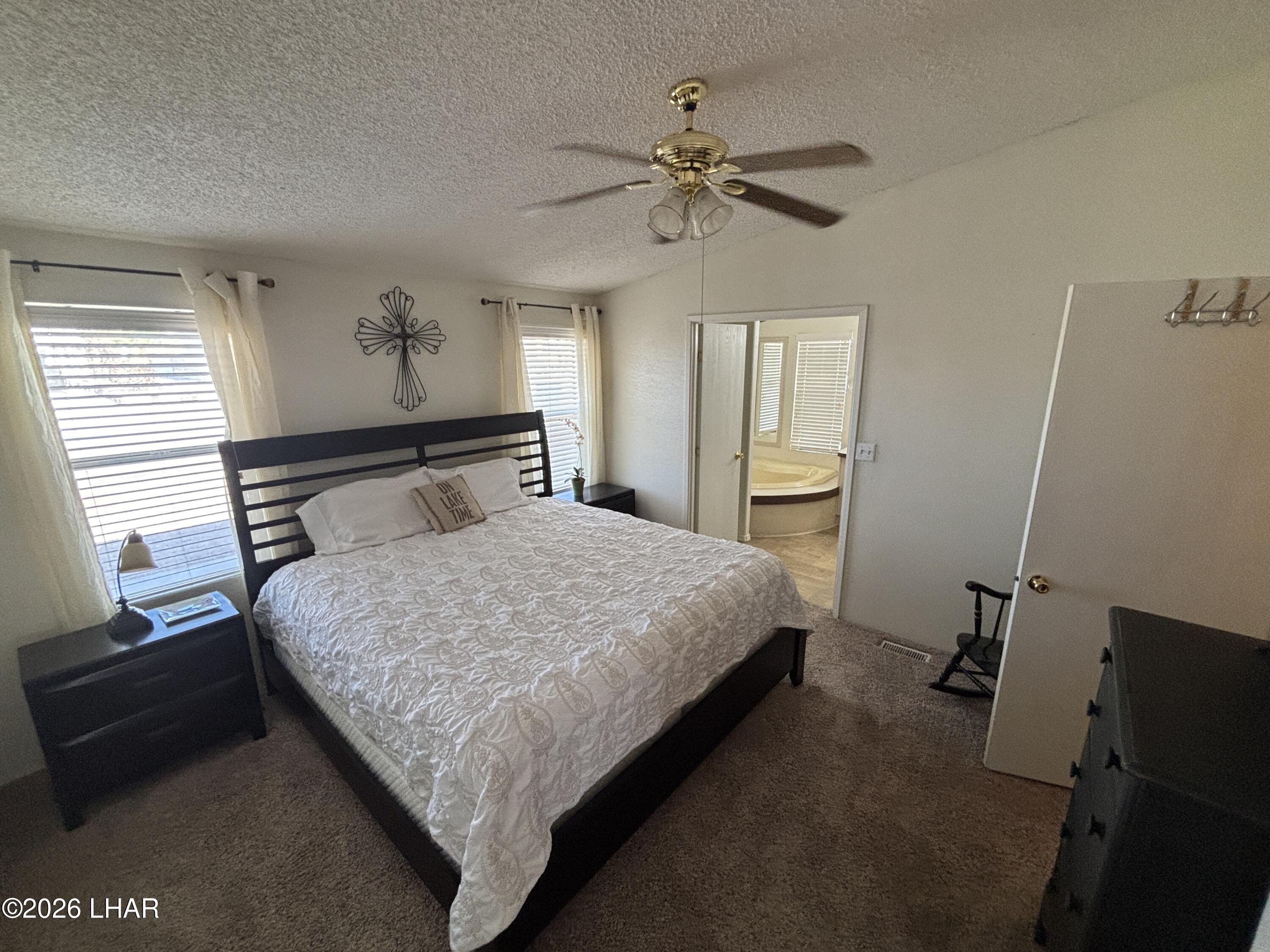 2560 James Dr Property Photo 15