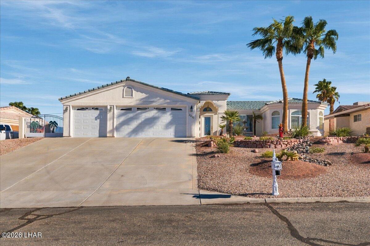 3210 Douglas Dr Property Photo 2