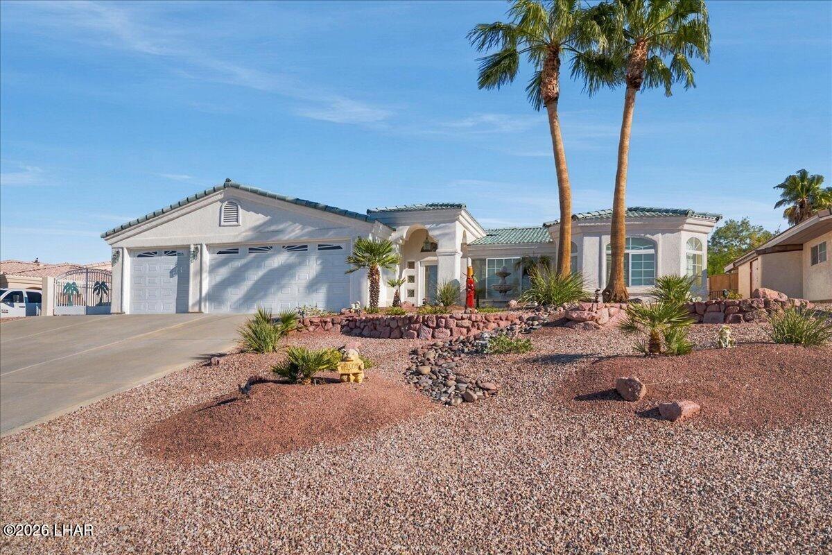3210 Douglas Dr Property Photo 3