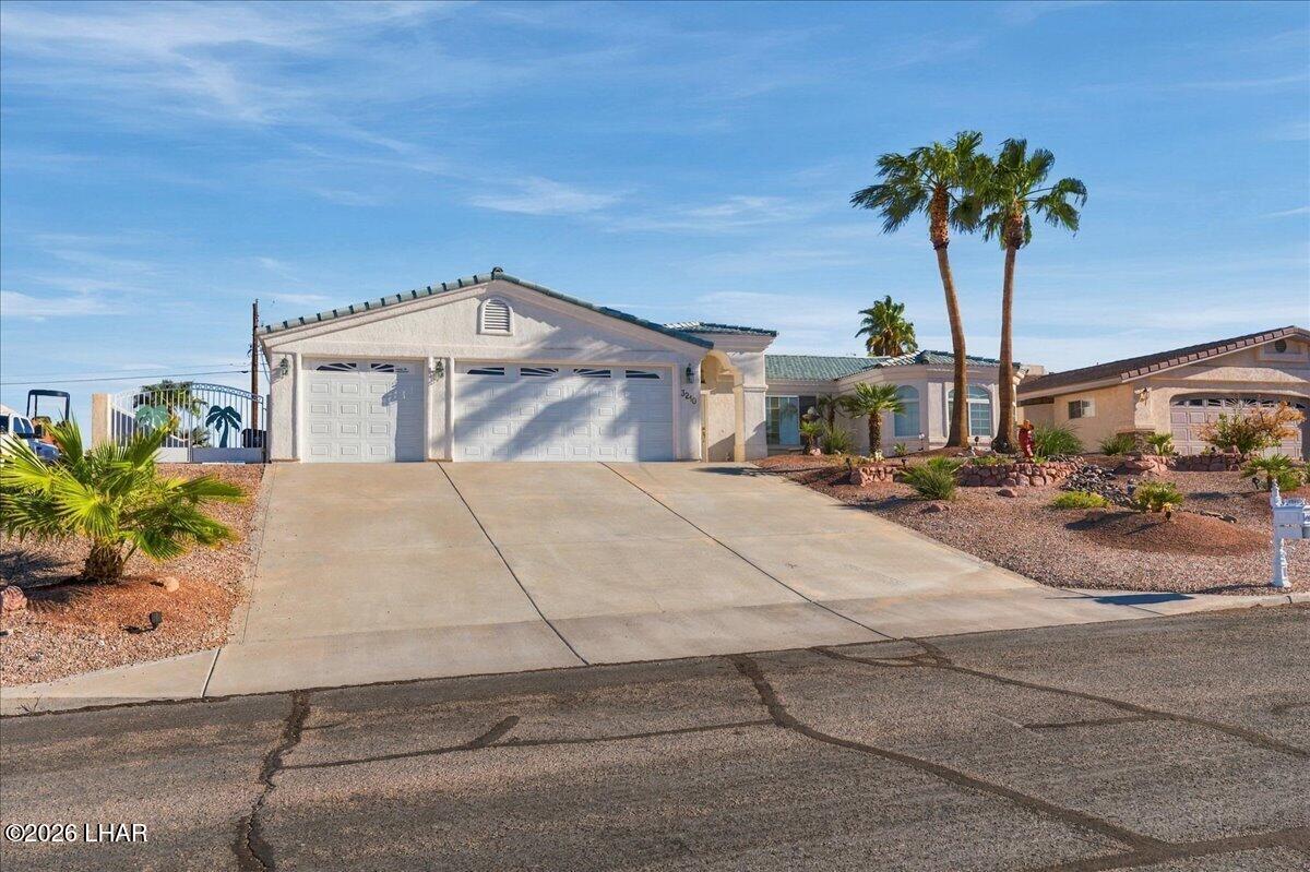 3210 Douglas Dr Property Photo 5
