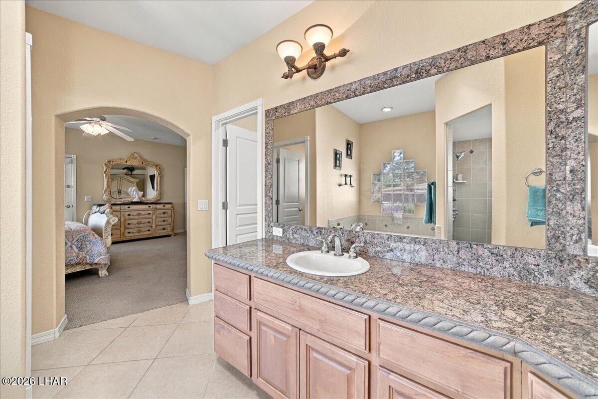 3210 Douglas Dr Property Photo 32