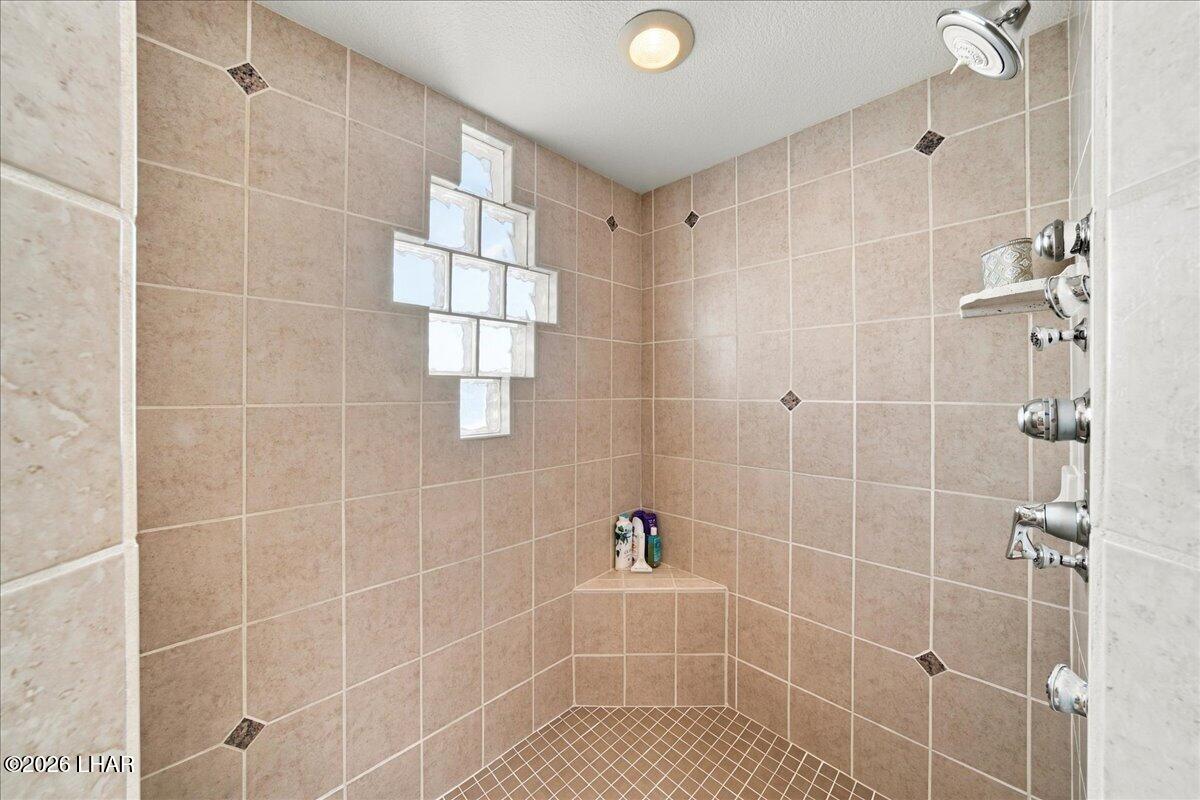 3210 Douglas Dr Property Photo 37