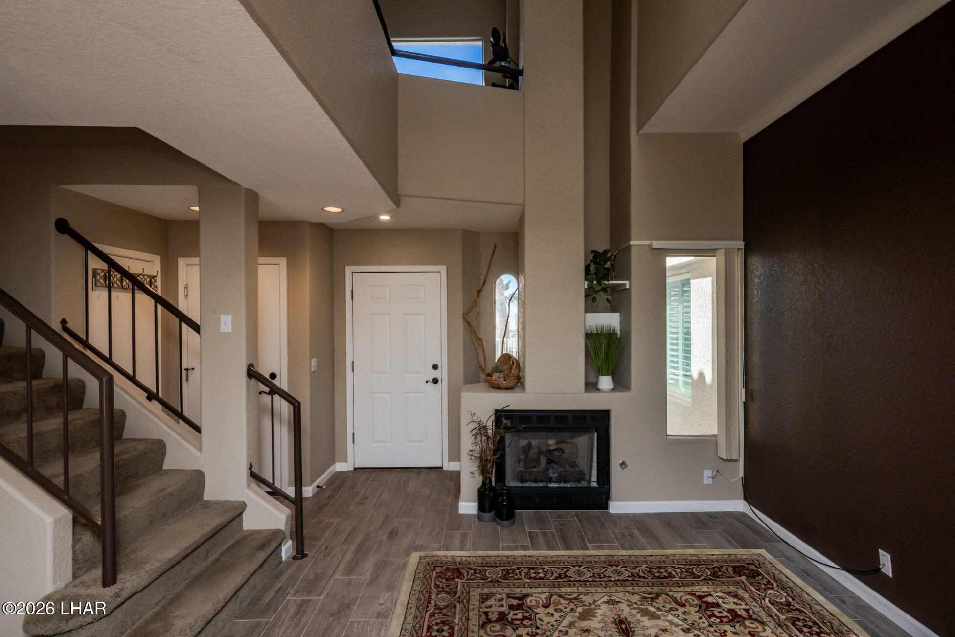 420 Acoma Blvd S 39 Property Photo 6