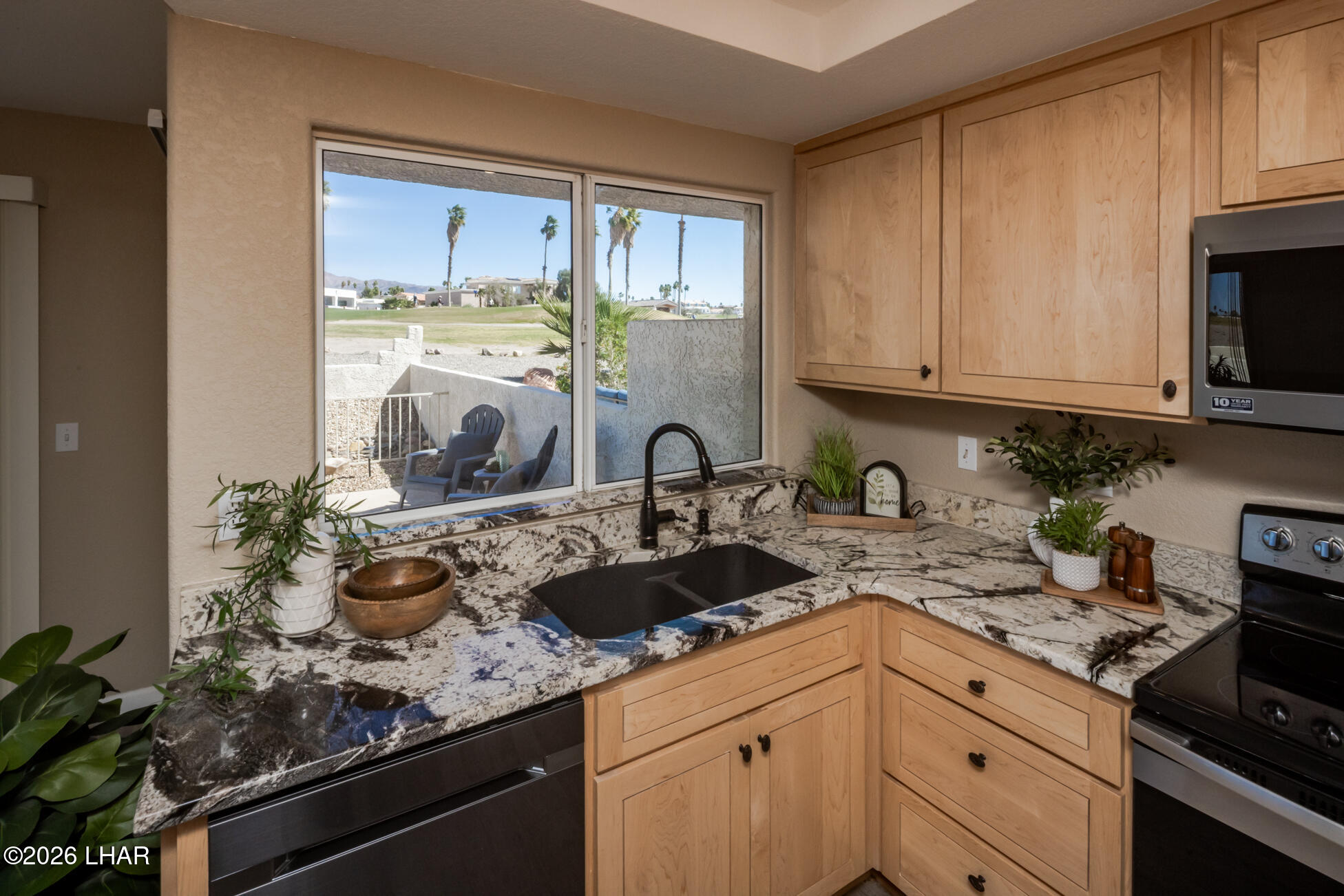 420 Acoma Blvd S 39 Property Photo 15