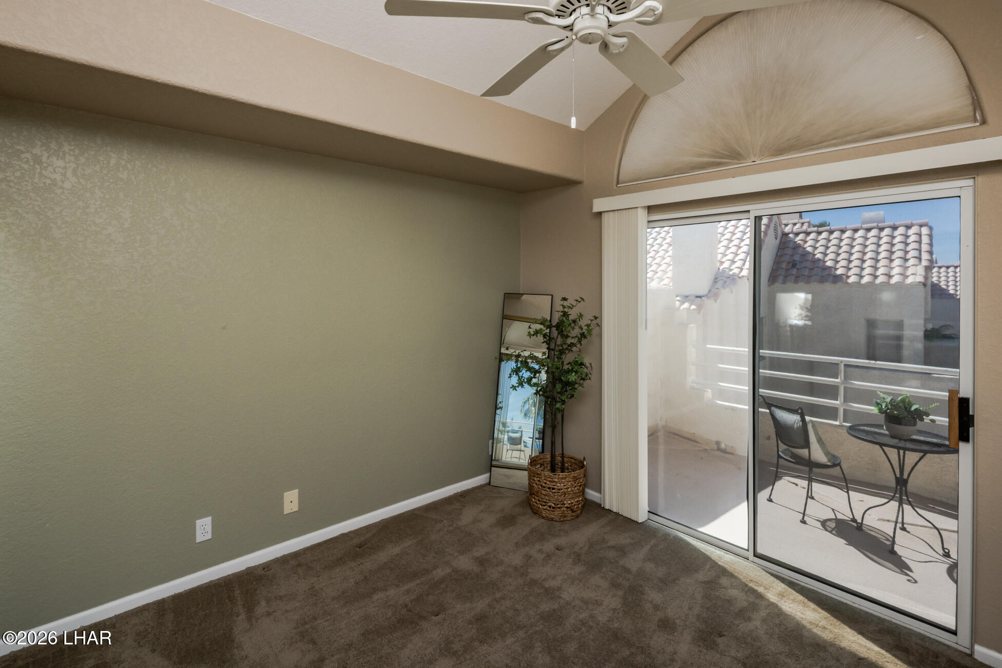420 Acoma Blvd S 39 Property Photo 25