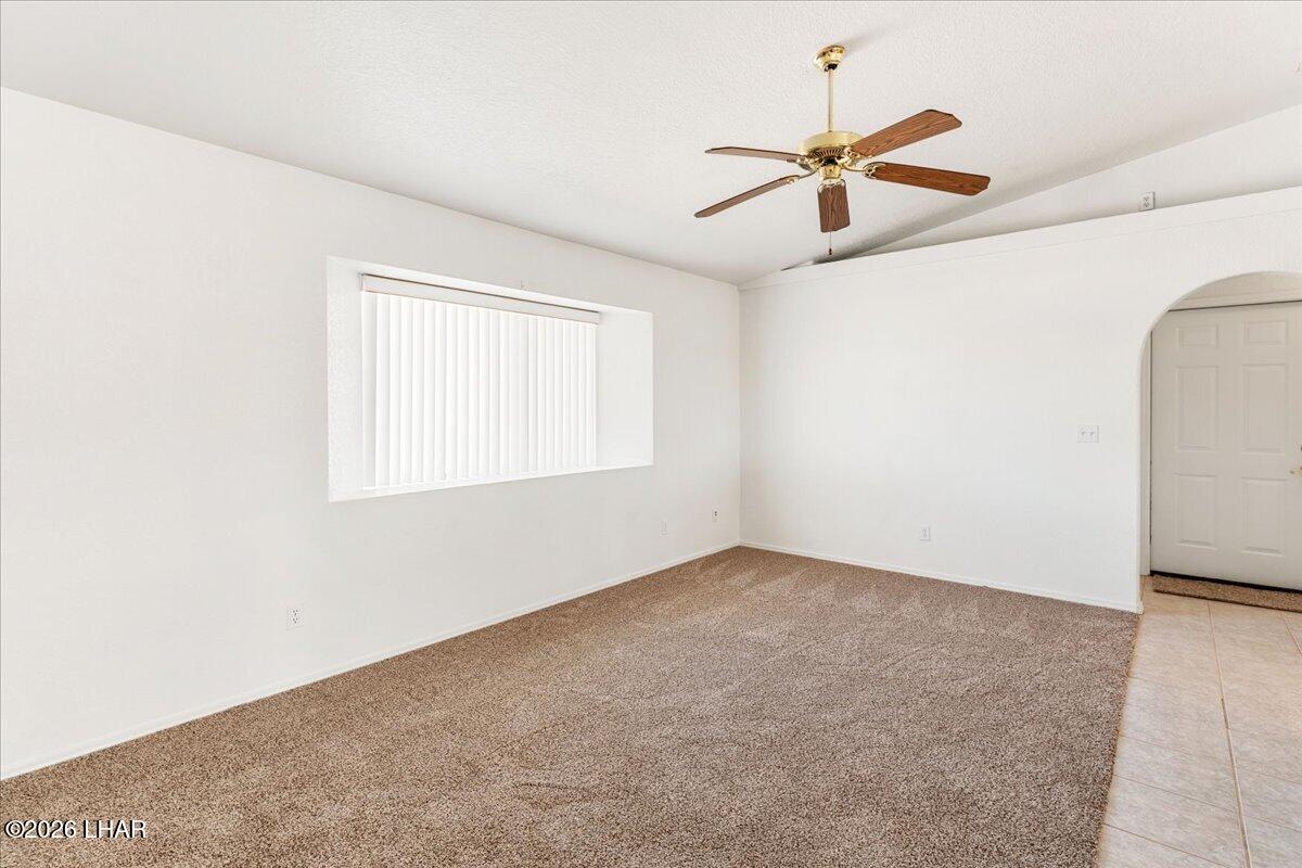 3060 Ironwood Dr Property Photo 6