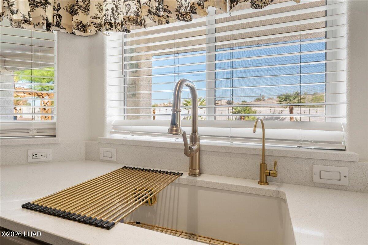 3795 Buena Vista Plz Property Photo 19