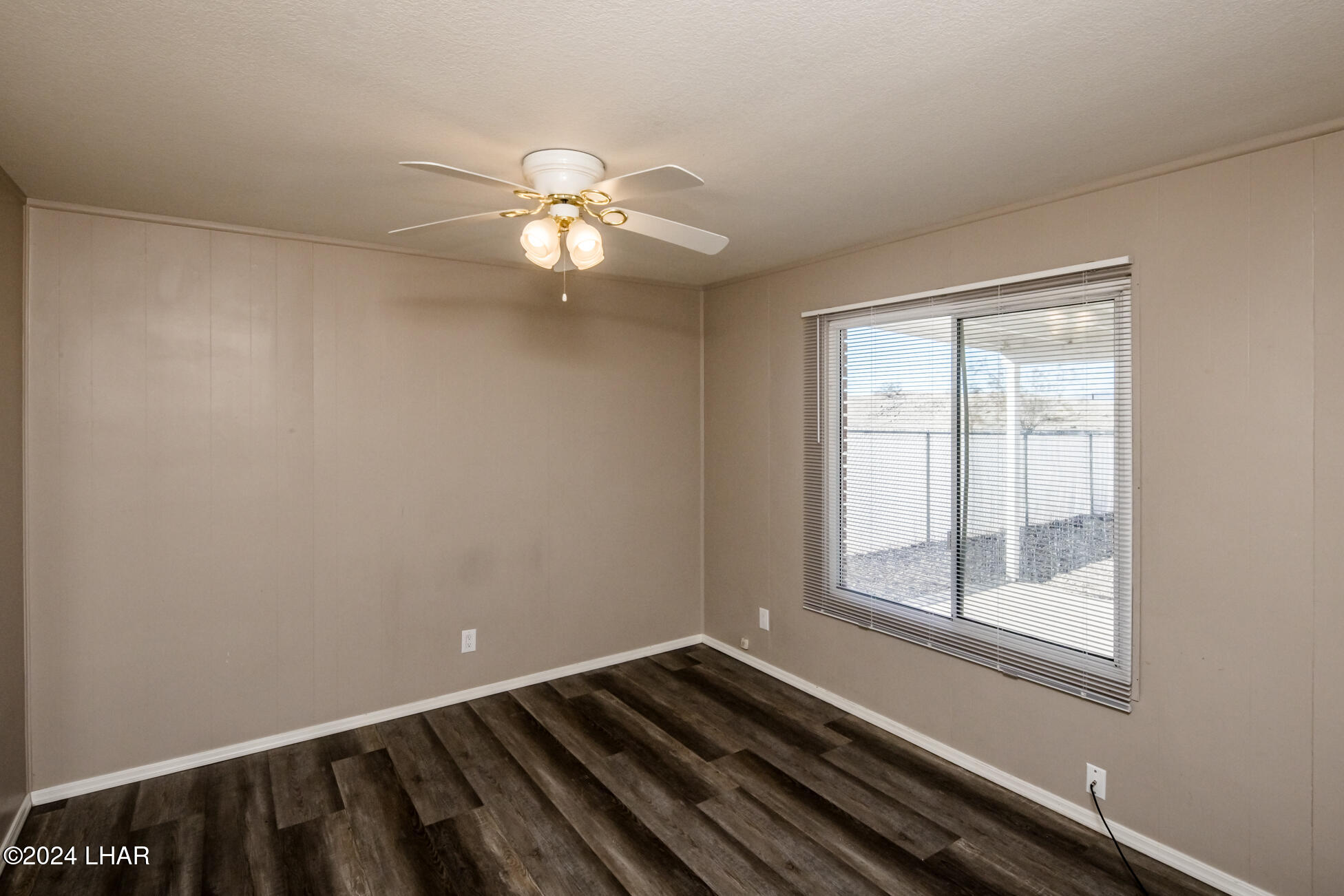 2385 Havasupai Blvd Property Photo 20