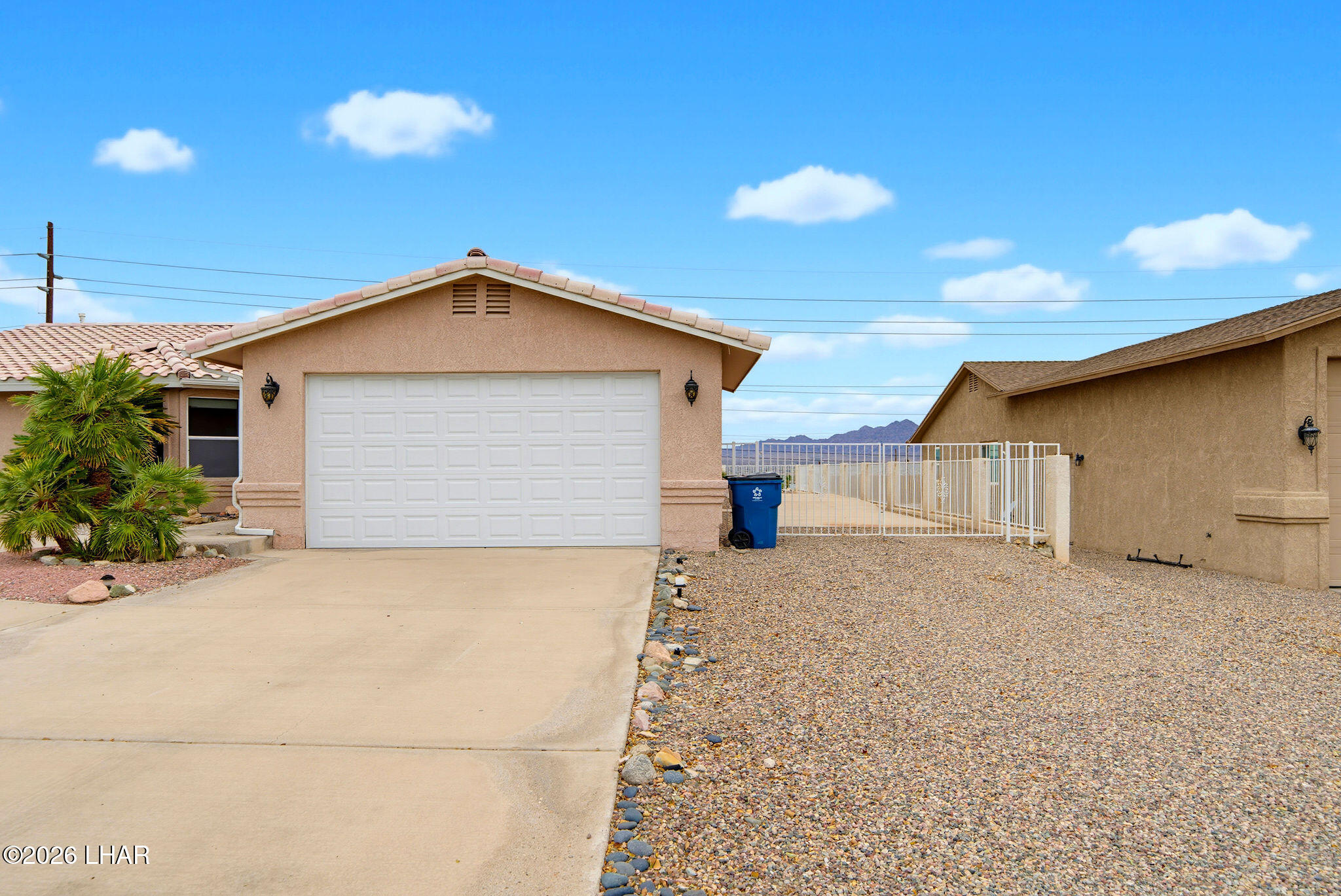 1345 Tanqueray Dr Property Photo 1