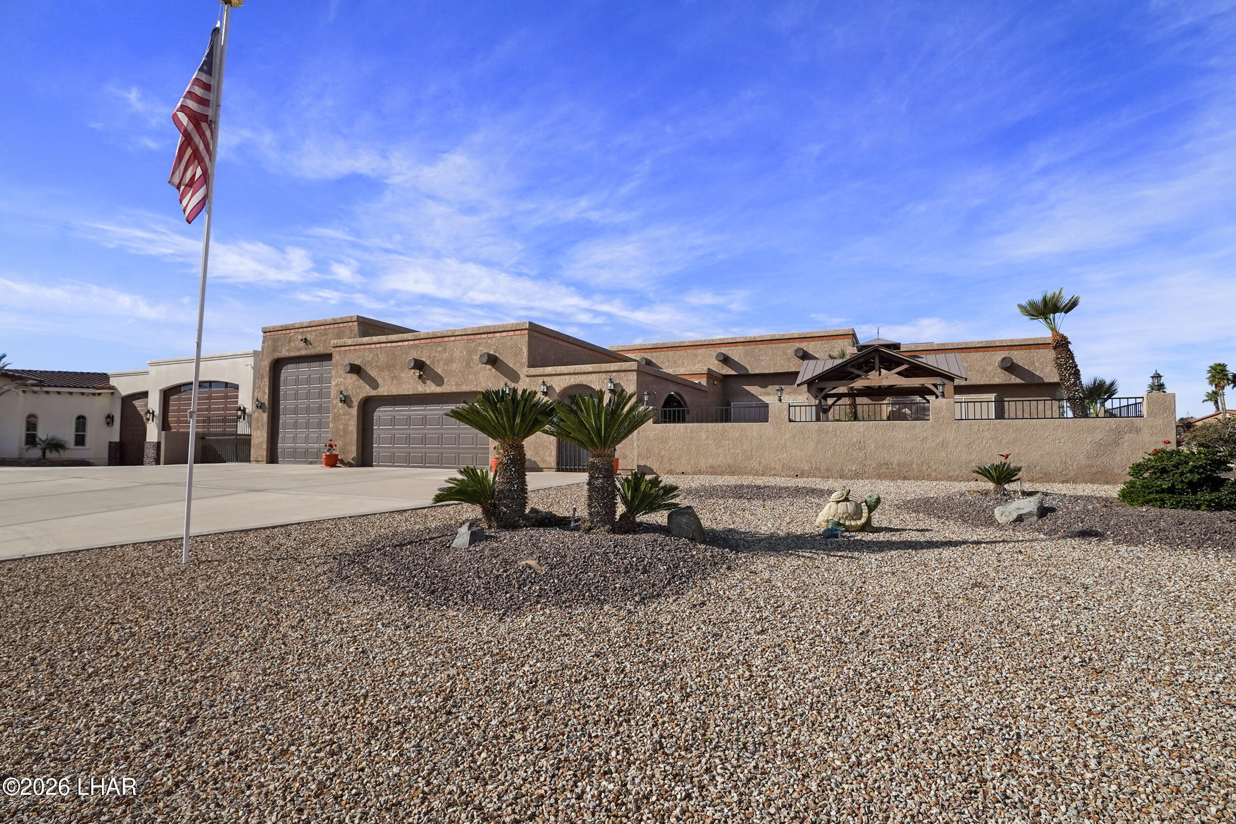 3446 S Amberwood Bay Property Photo 5