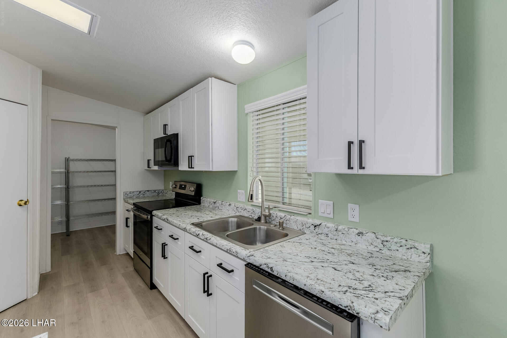 3700 S Ironwood Dr 190 Property Photo 15